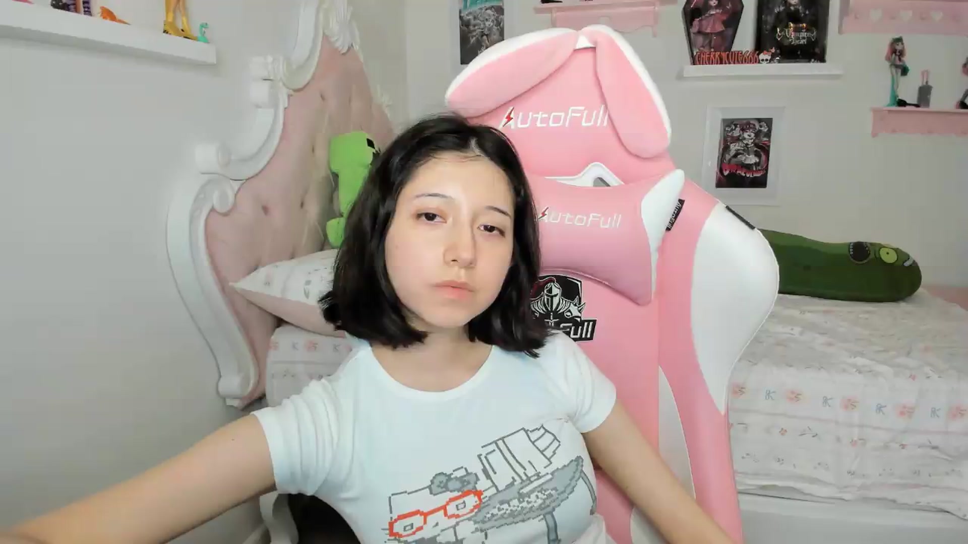 Gallery image thumbnail from Cherrycute666's myfreecams stream on, 07/03/2026, 07:34 image 7 of 20