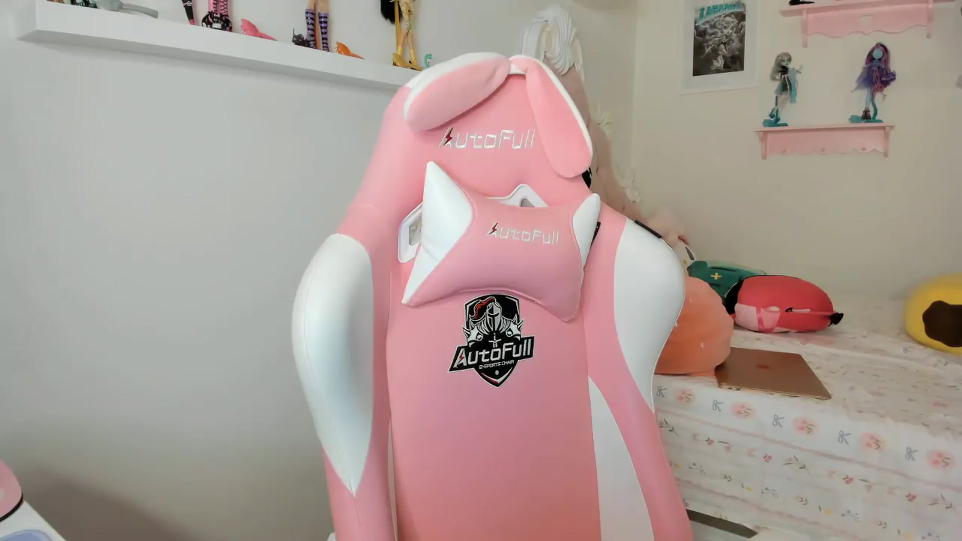 Gallery image thumbnail from Cherrycute666's myfreecams stream on, 07/04/2026, 02:59 image 8 of 20