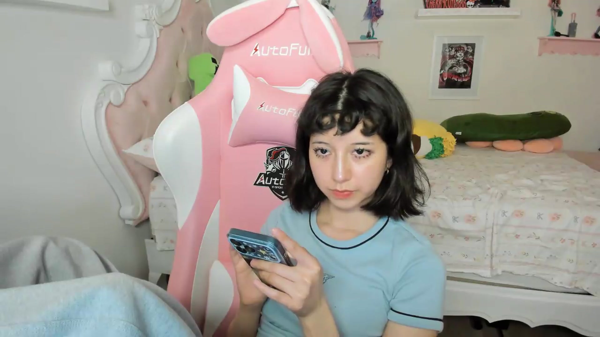Gallery image thumbnail from Cherrycute666's myfreecams stream on, 07/04/2026, 02:59 image 17 of 20