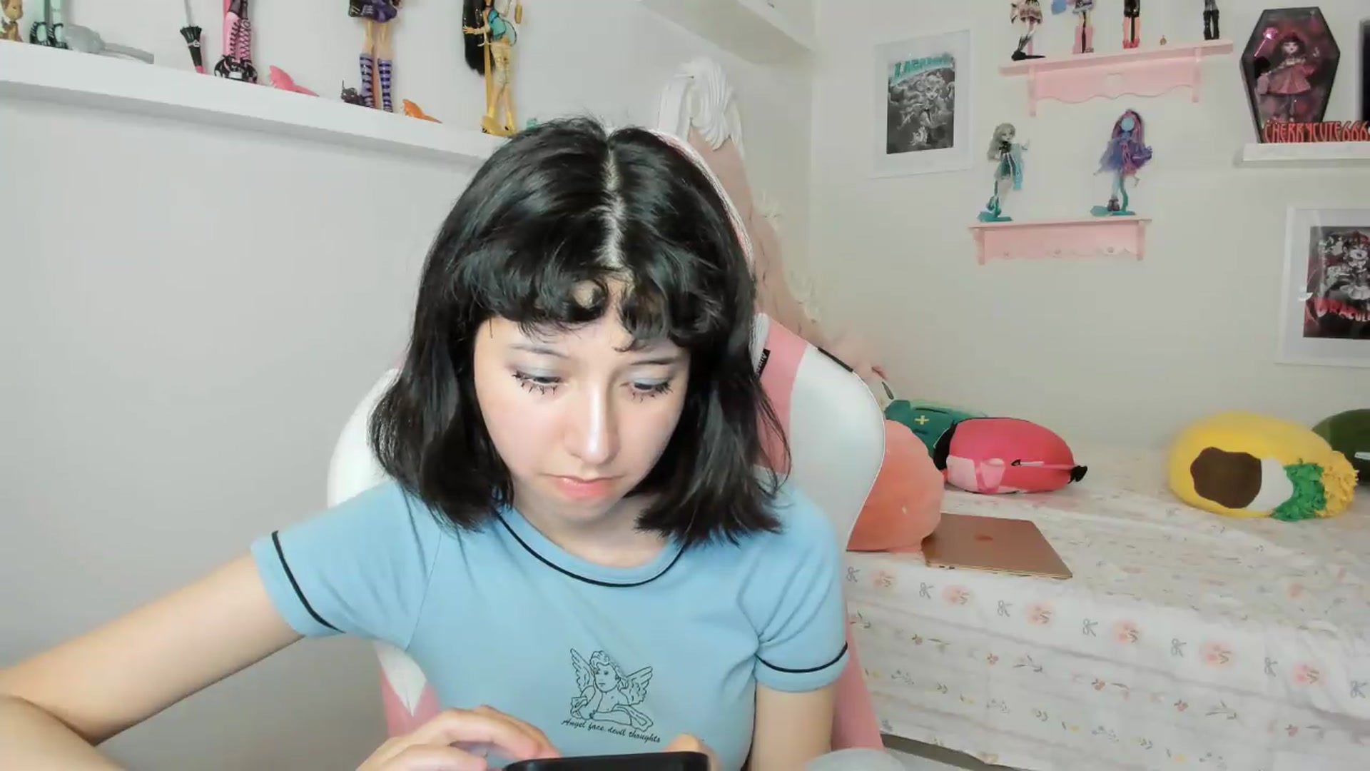 Gallery image thumbnail from Cherrycute666's myfreecams stream on, 07/04/2026, 02:59 image 9 of 20