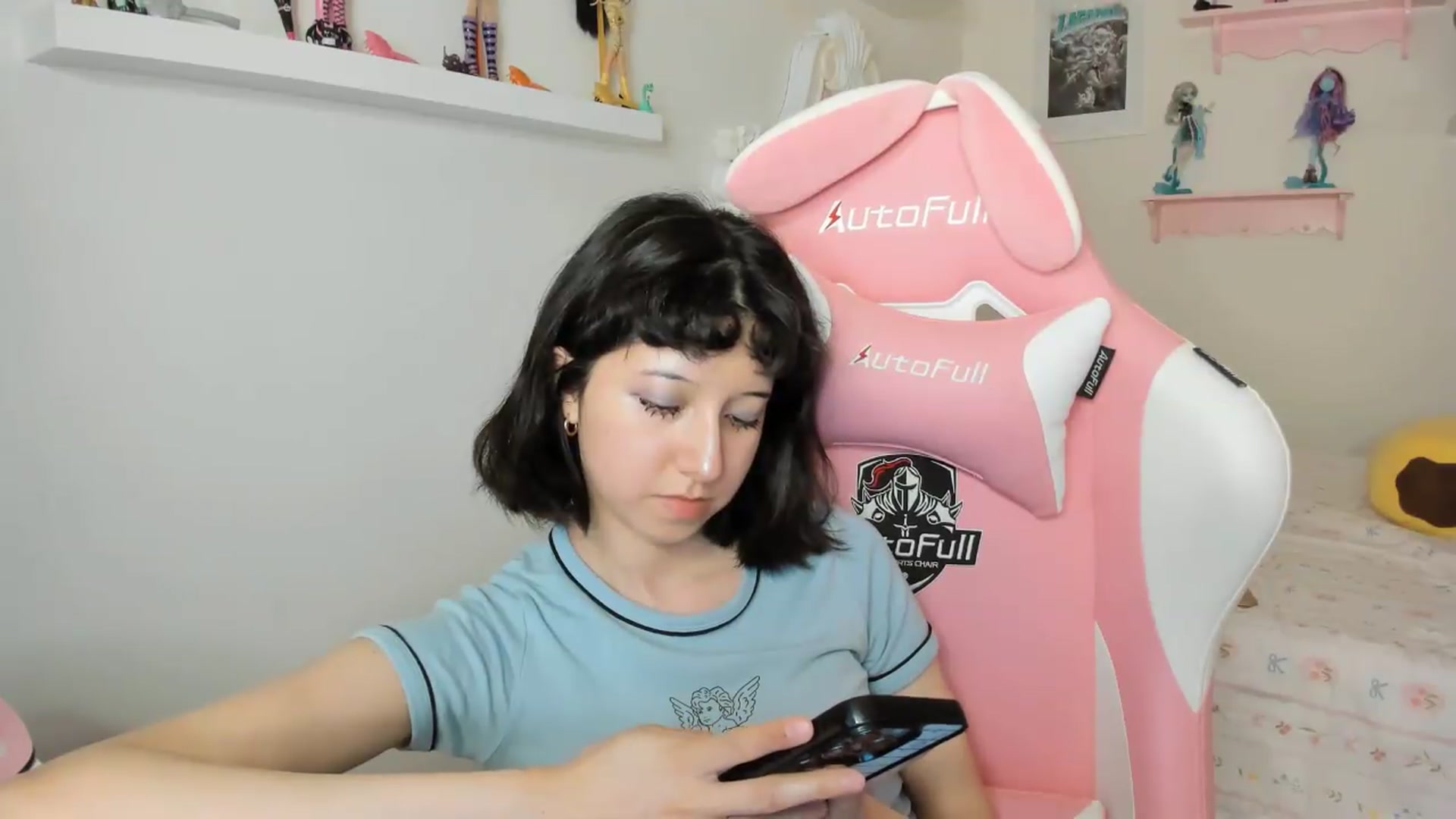 Gallery image thumbnail from Cherrycute666's myfreecams stream on, 07/04/2026, 02:59 image 7 of 20