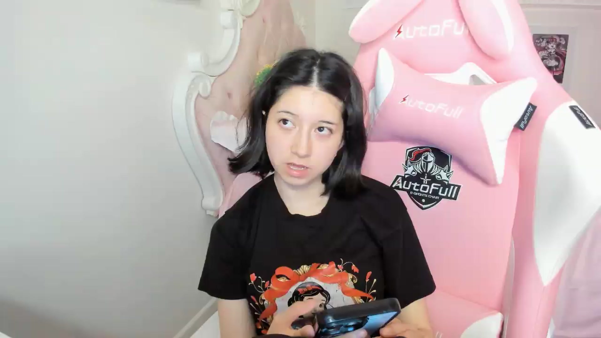 Gallery image thumbnail from Cherrycute666's myfreecams stream on, 07/07/2026, 06:01 image 6 of 20