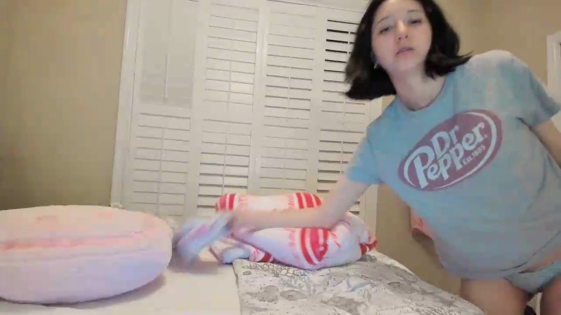 Gallery image thumbnail from Cherrycute666's myfreecams stream on, 07/11/2026, 07:04 image 9 of 20