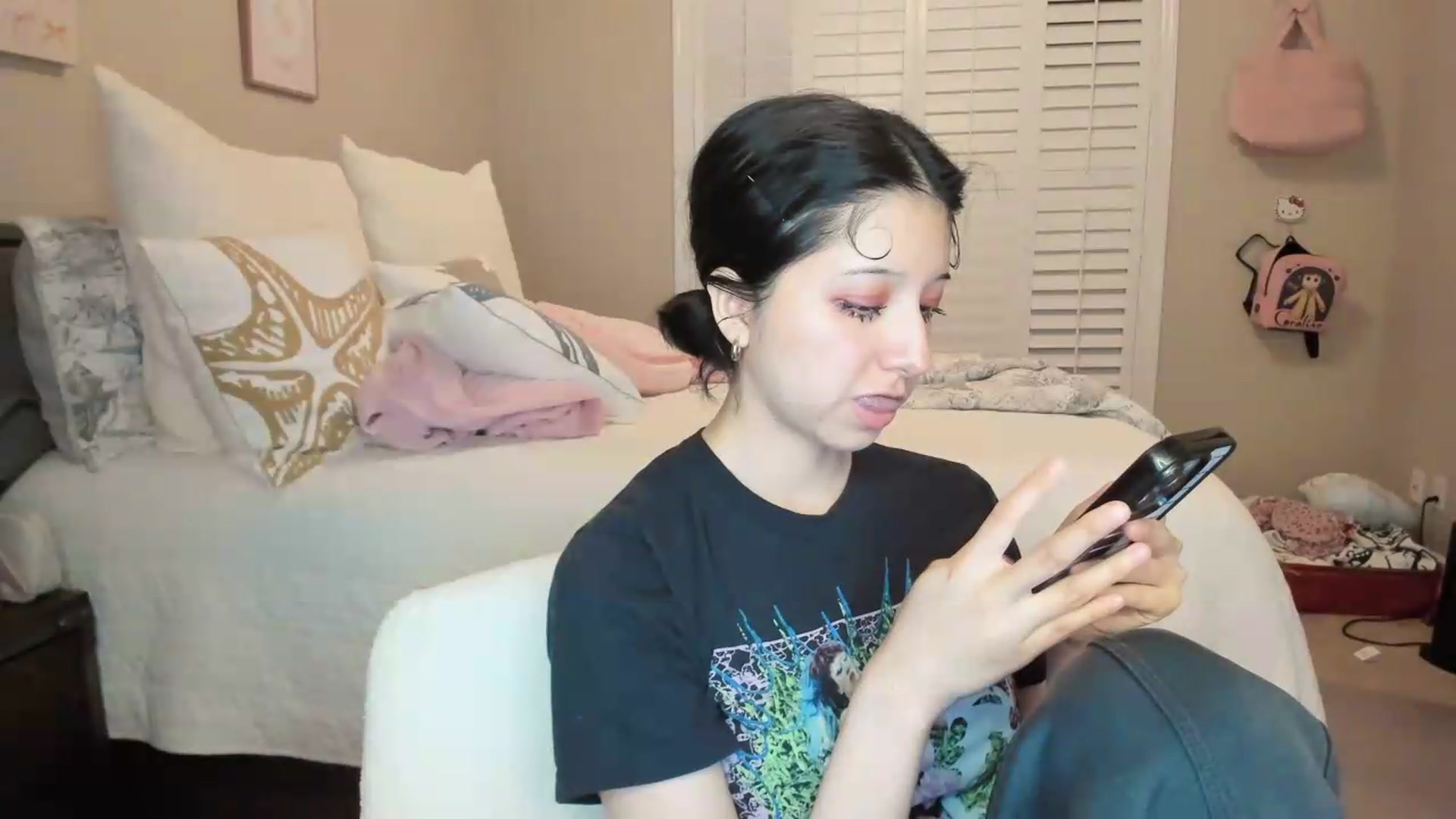 Gallery image thumbnail from Cherrycute666's myfreecams stream on, 07/16/2026, 02:49 image 20 of 20