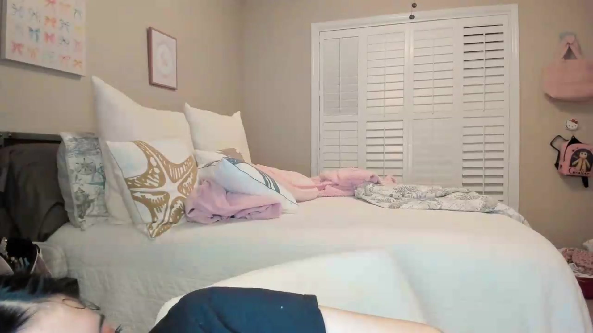 Gallery image thumbnail from Cherrycute666's myfreecams stream on, 07/16/2026, 02:49 image 4 of 20