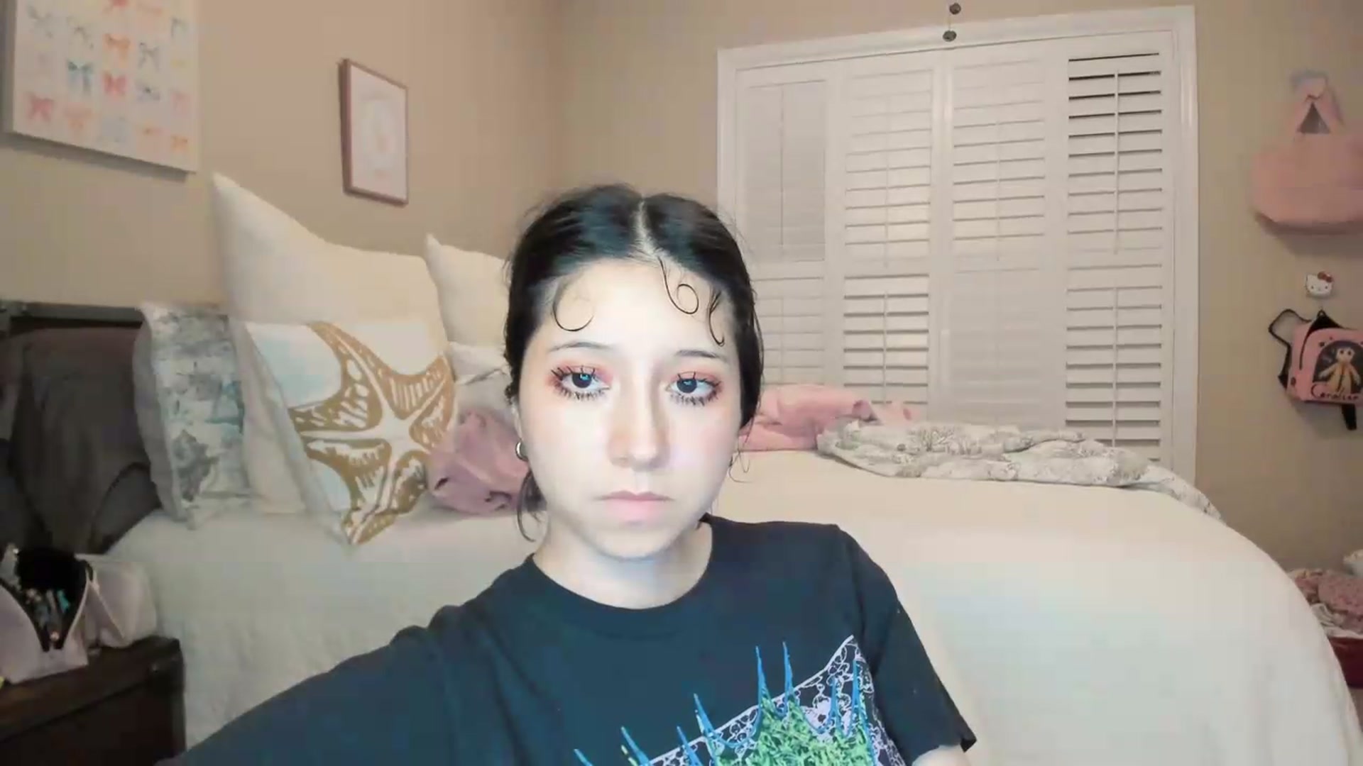 Gallery image thumbnail from Cherrycute666's myfreecams stream on, 07/16/2026, 02:49 image 5 of 20