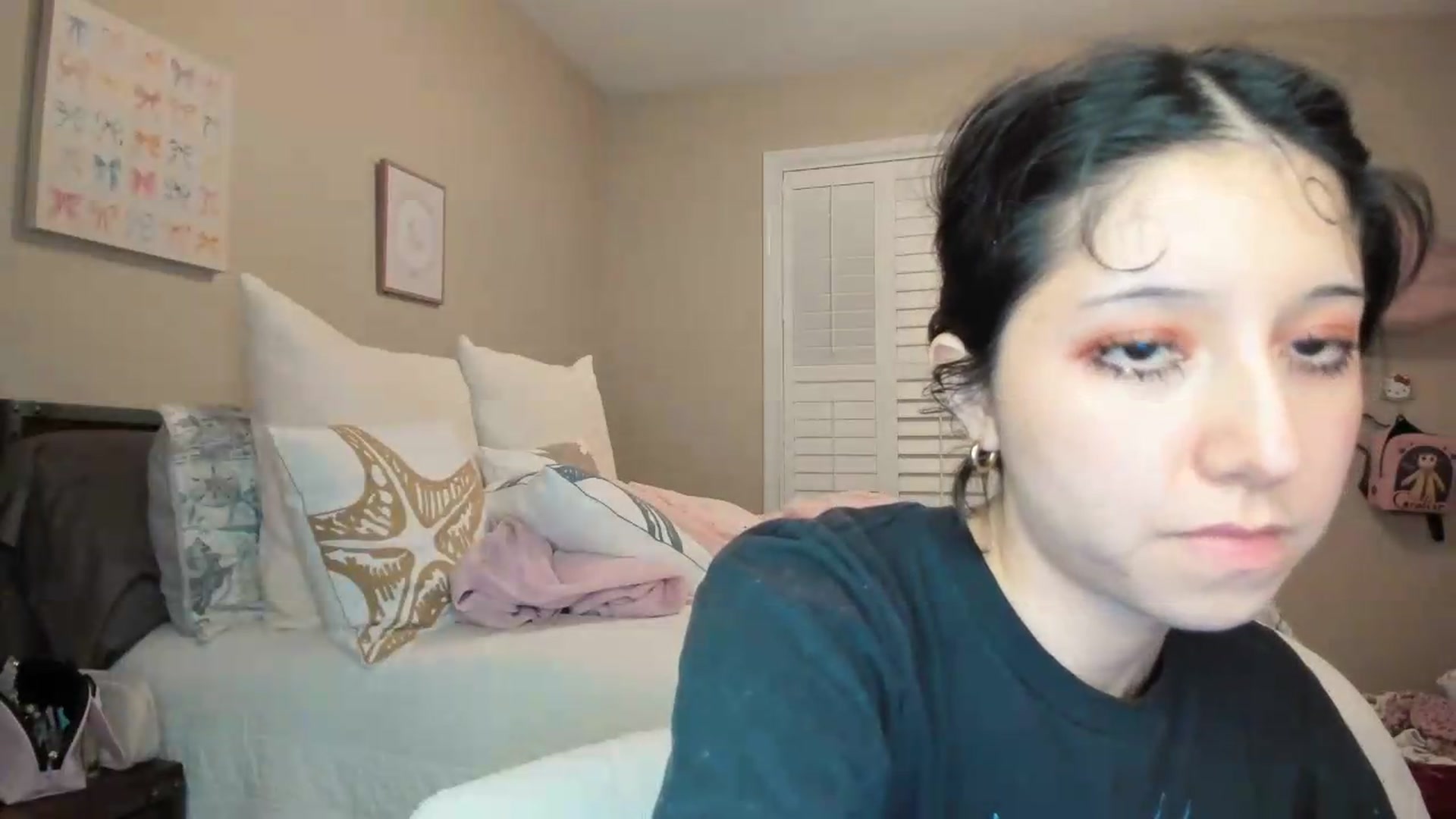 Gallery image thumbnail from Cherrycute666's myfreecams stream on, 07/16/2026, 02:49 image 2 of 20
