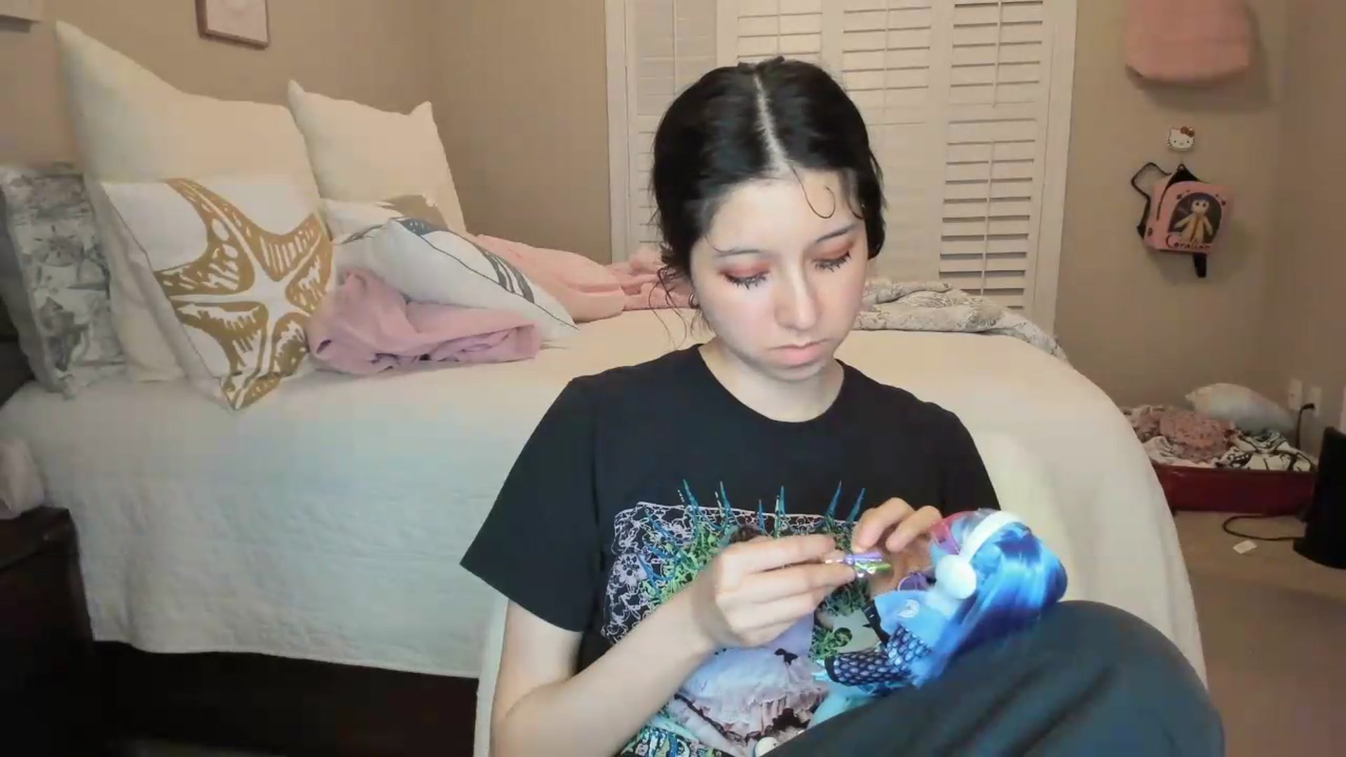 Gallery image thumbnail from Cherrycute666's myfreecams stream on, 07/16/2026, 06:36 image 6 of 20