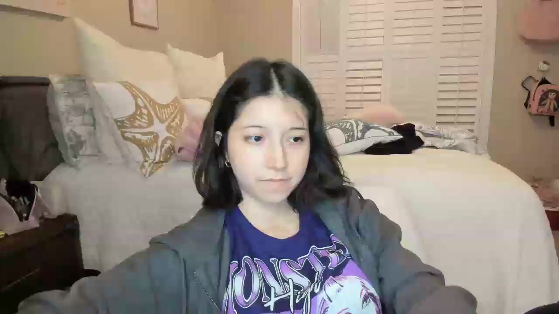 Gallery image thumbnail from Cherrycute666's myfreecams stream on, 07/17/2026, 06:07 image 3 of 20