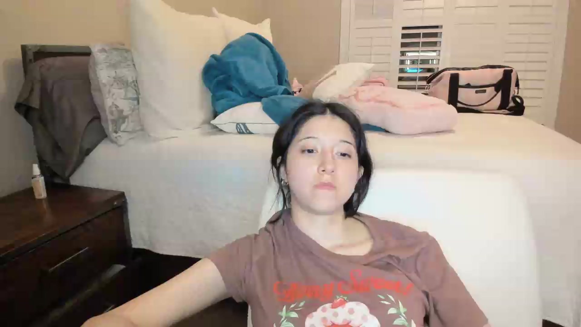 Gallery image thumbnail from Cherrycute666's myfreecams stream on, 07/19/2026, 06:13 image 5 of 20