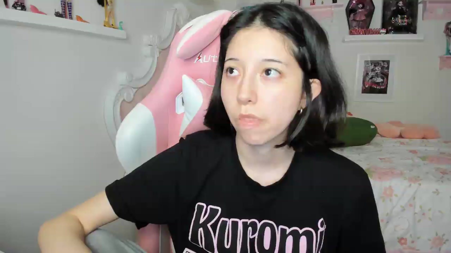 Gallery image thumbnail from Cherrycute666's myfreecams stream on, 07/29/2026, 06:57 image 1 of 20