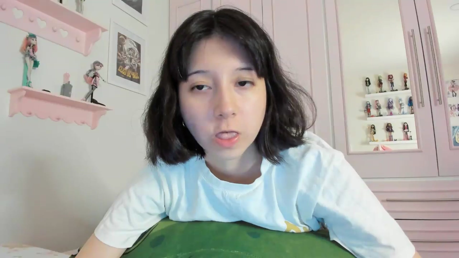 Gallery image thumbnail from Cherrycute666's myfreecams stream on, 07/30/2026, 10:17 image 7 of 20