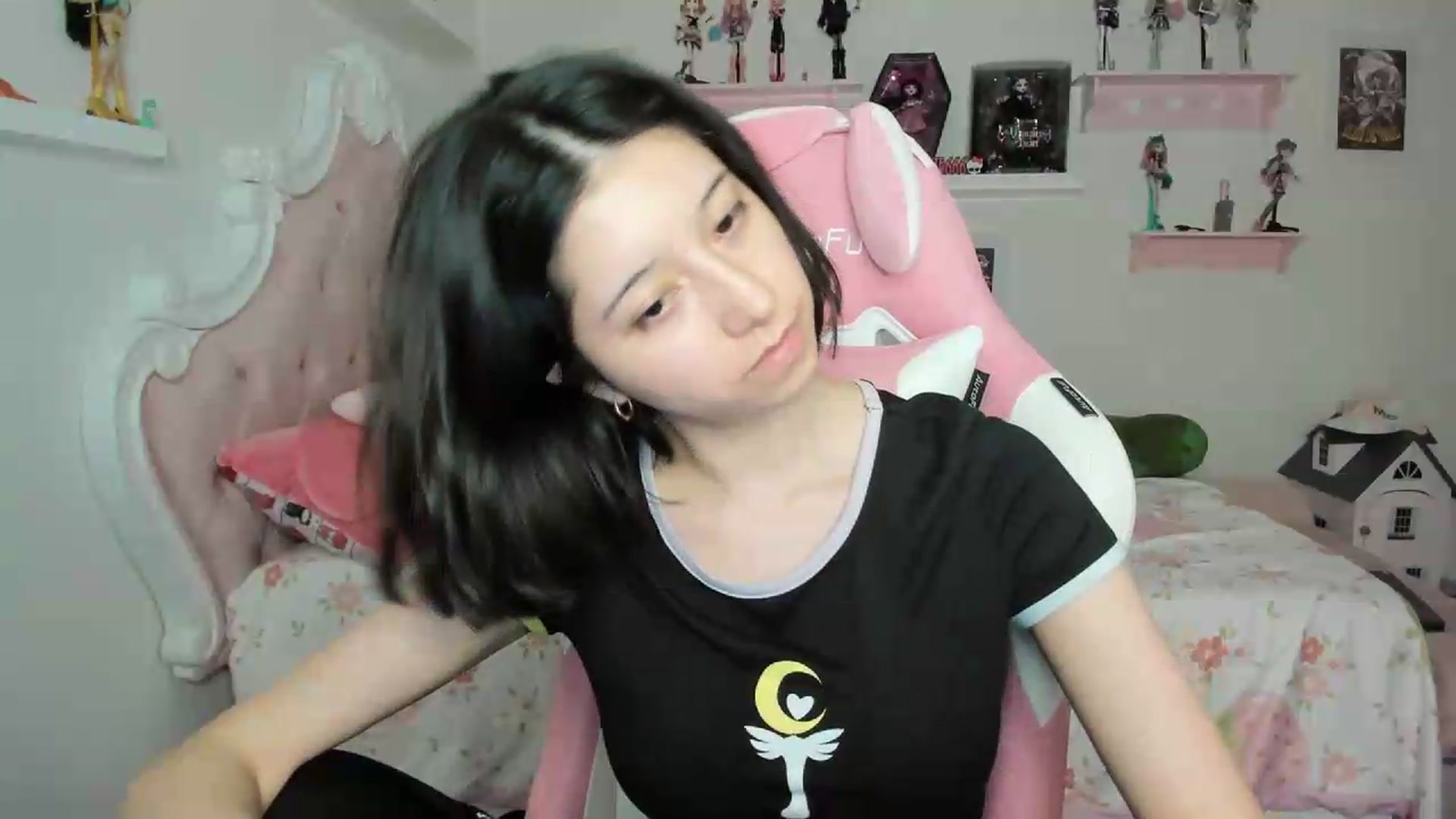 Gallery image thumbnail from Cherrycute666's myfreecams stream on, 08/02/2026, 02:41 image 14 of 20