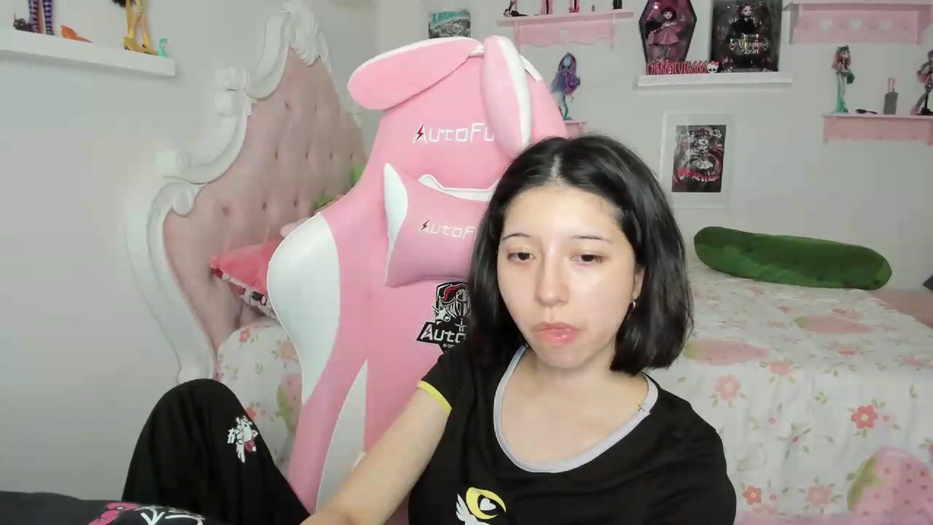 Gallery image thumbnail from Cherrycute666's myfreecams stream on, 08/02/2026, 09:32 image 20 of 20