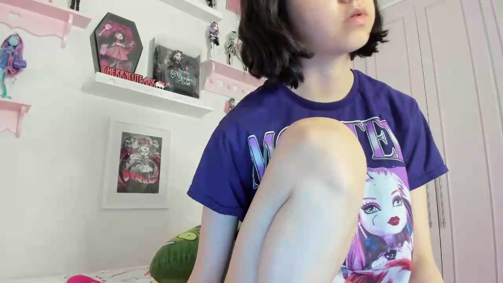 Gallery image thumbnail from Cherrycute666's myfreecams stream on, 08/05/2026, 07:23 image 12 of 20