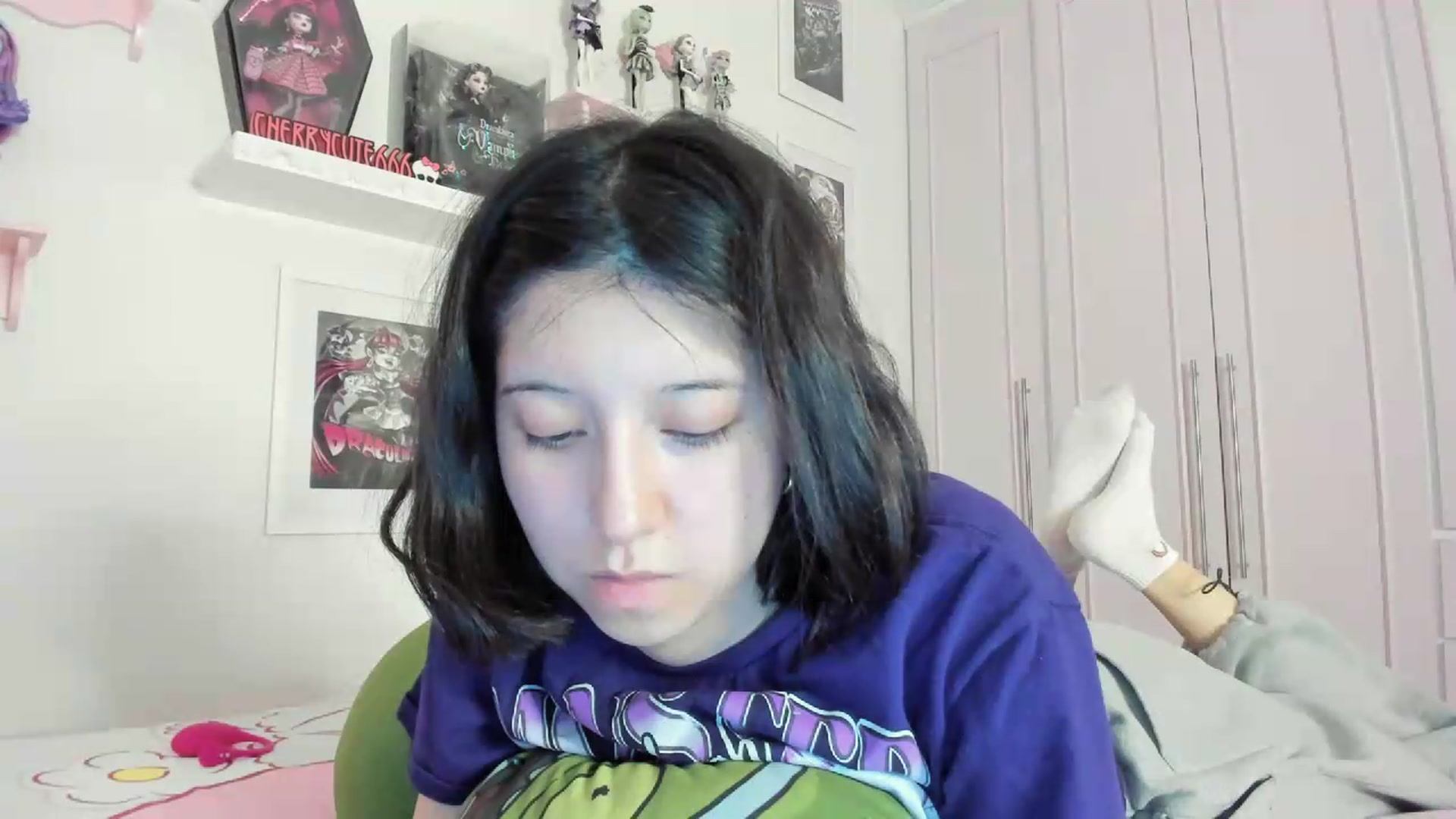 Gallery image thumbnail from Cherrycute666's myfreecams stream on, 08/05/2026, 07:23 image 16 of 20
