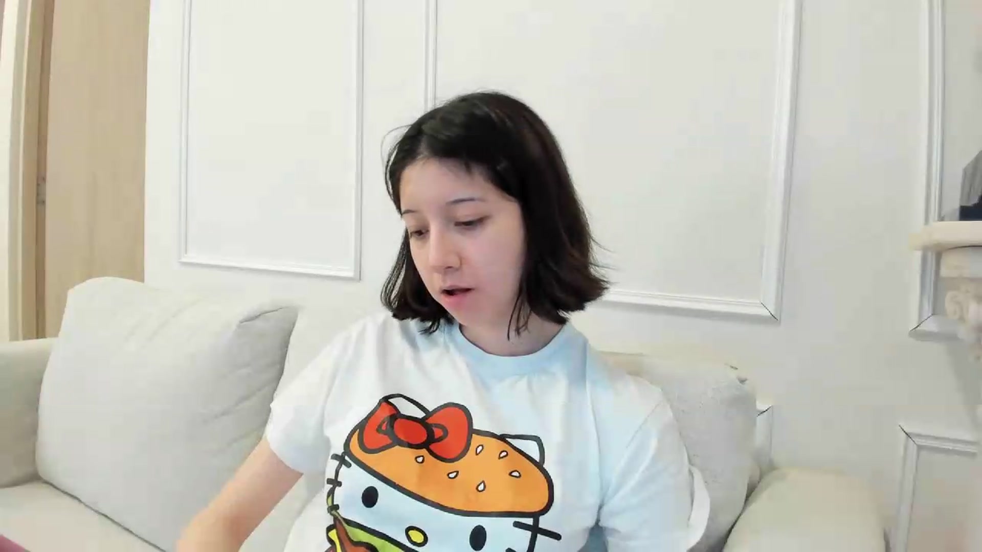 Gallery image thumbnail from Cherrycute666's myfreecams stream on, 08/10/2026, 01:40 image 8 of 20