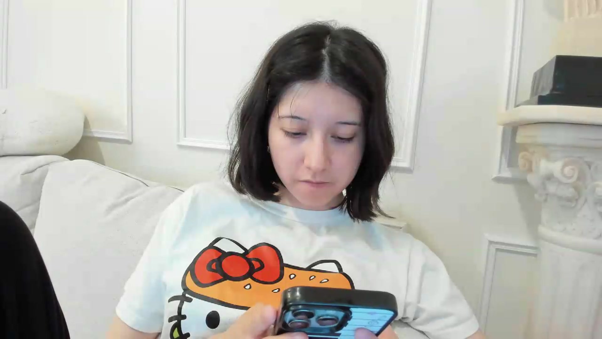 Gallery image thumbnail from Cherrycute666's myfreecams stream on, 08/15/2026, 07:49 image 5 of 20