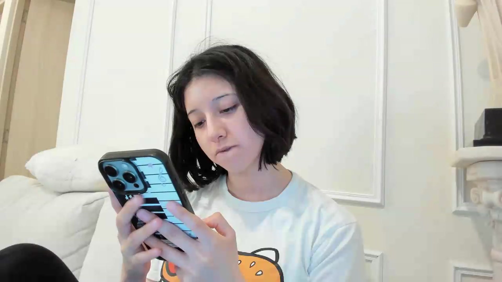 Gallery image thumbnail from Cherrycute666's myfreecams stream on, 08/15/2026, 07:49 image 9 of 20