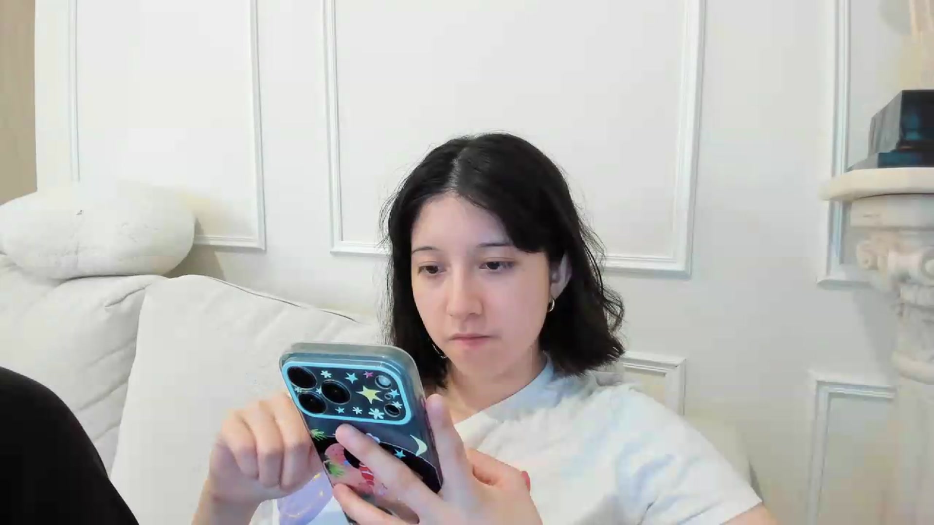 Gallery image thumbnail from Cherrycute666's myfreecams stream on, 08/15/2026, 09:03 image 12 of 20