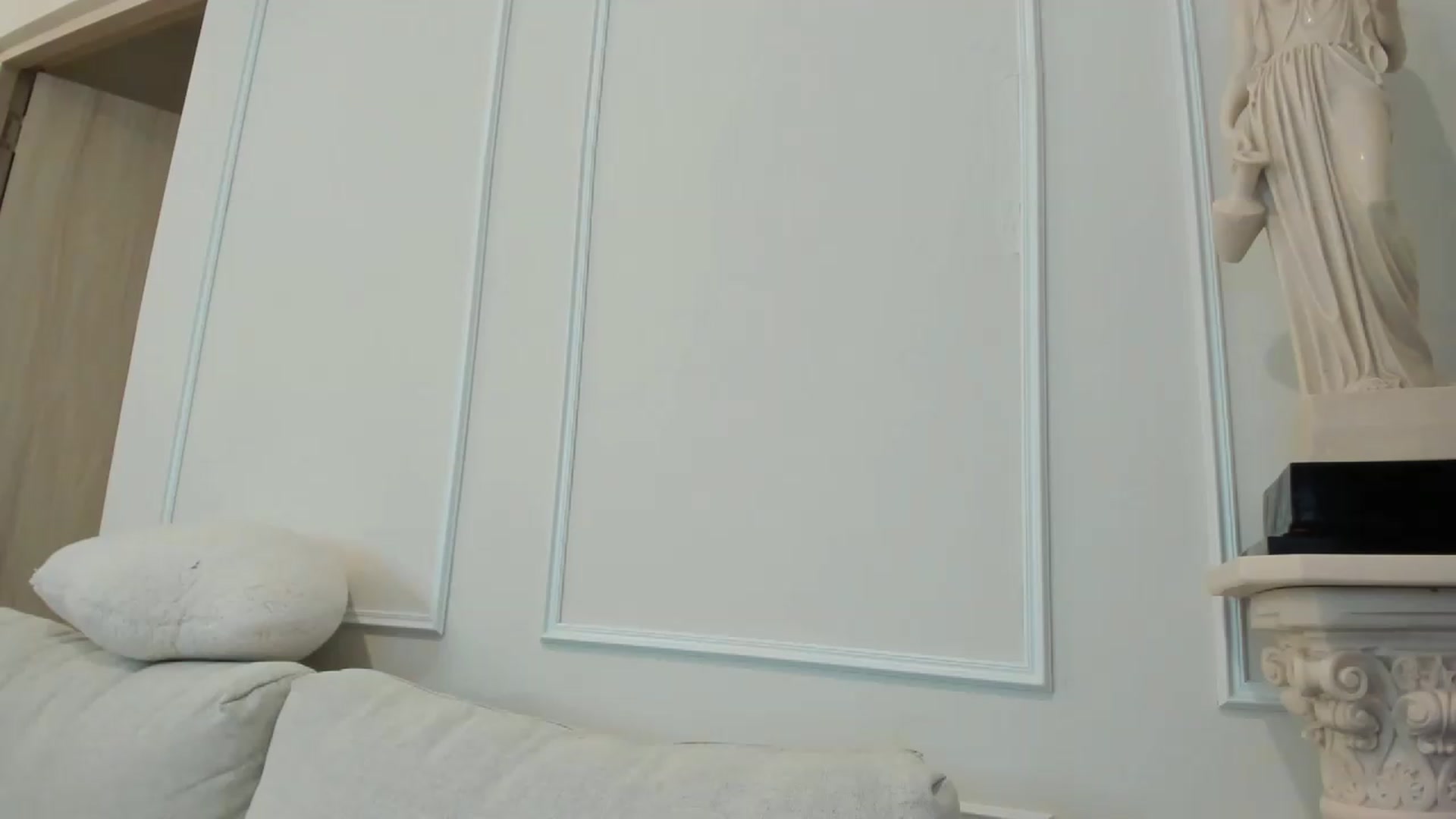Gallery image thumbnail from Cherrycute666's myfreecams stream on, 08/15/2026, 09:03 image 10 of 20