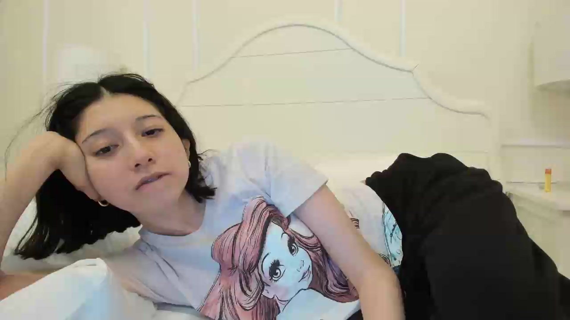 Gallery image thumbnail from Cherrycute666's myfreecams stream on, 08/16/2026, 06:59 image 15 of 20