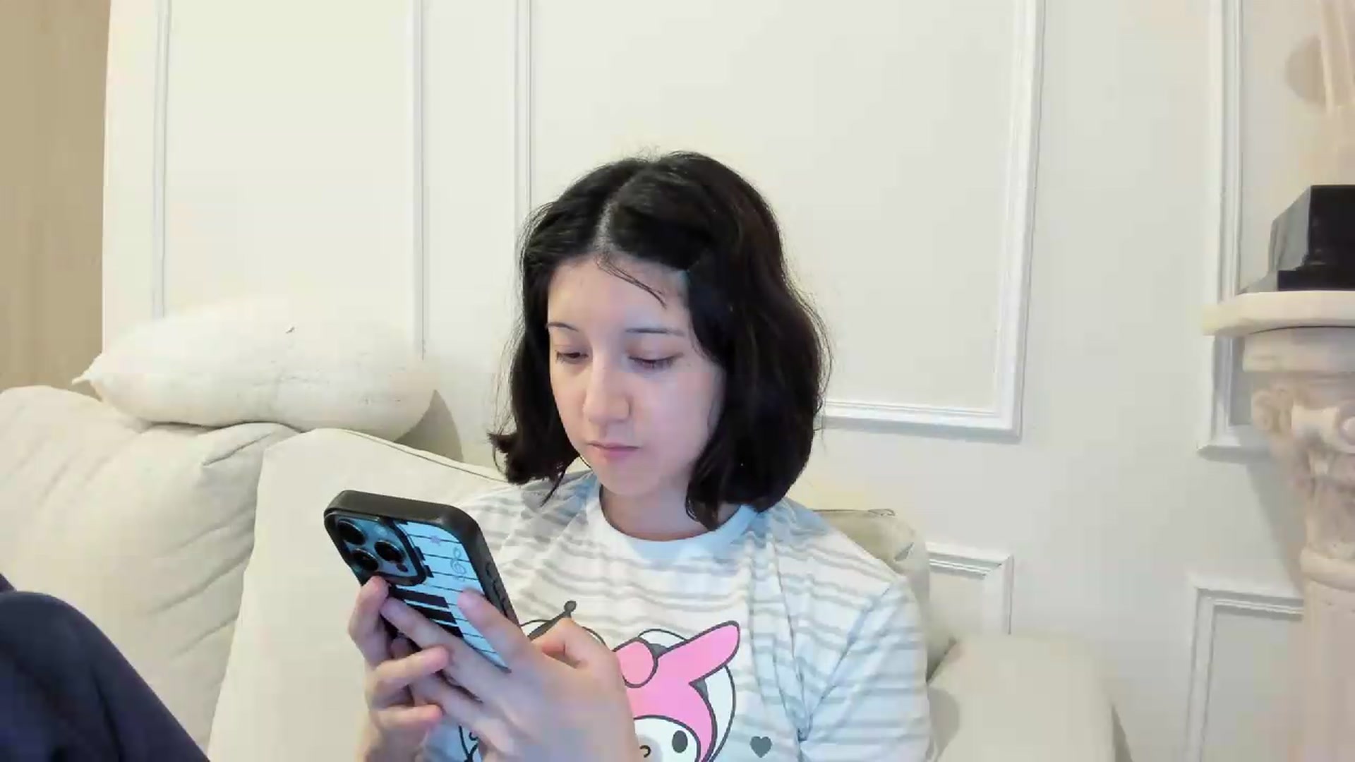 Gallery image thumbnail from Cherrycute666's myfreecams stream on, 08/17/2026, 02:47 image 7 of 20