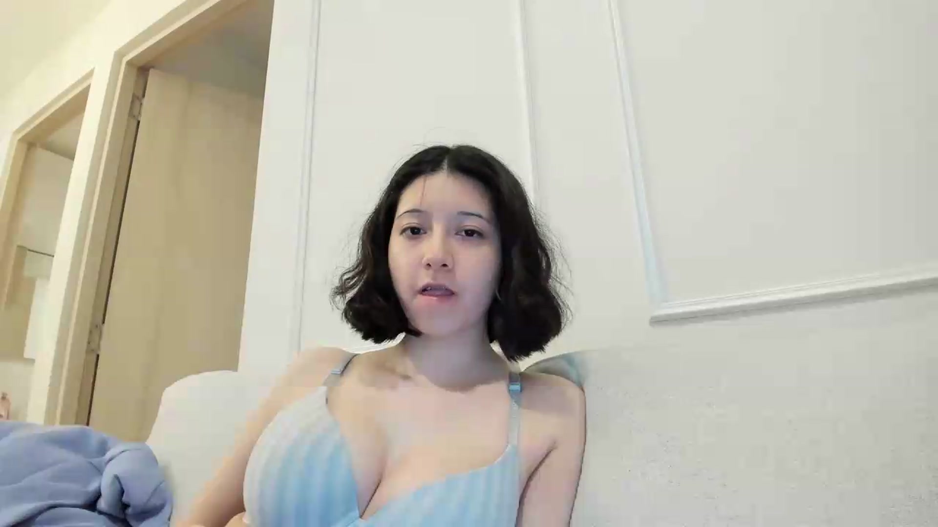 Gallery image thumbnail from Cherrycute666's myfreecams stream on, 08/17/2026, 09:36 image 2 of 20