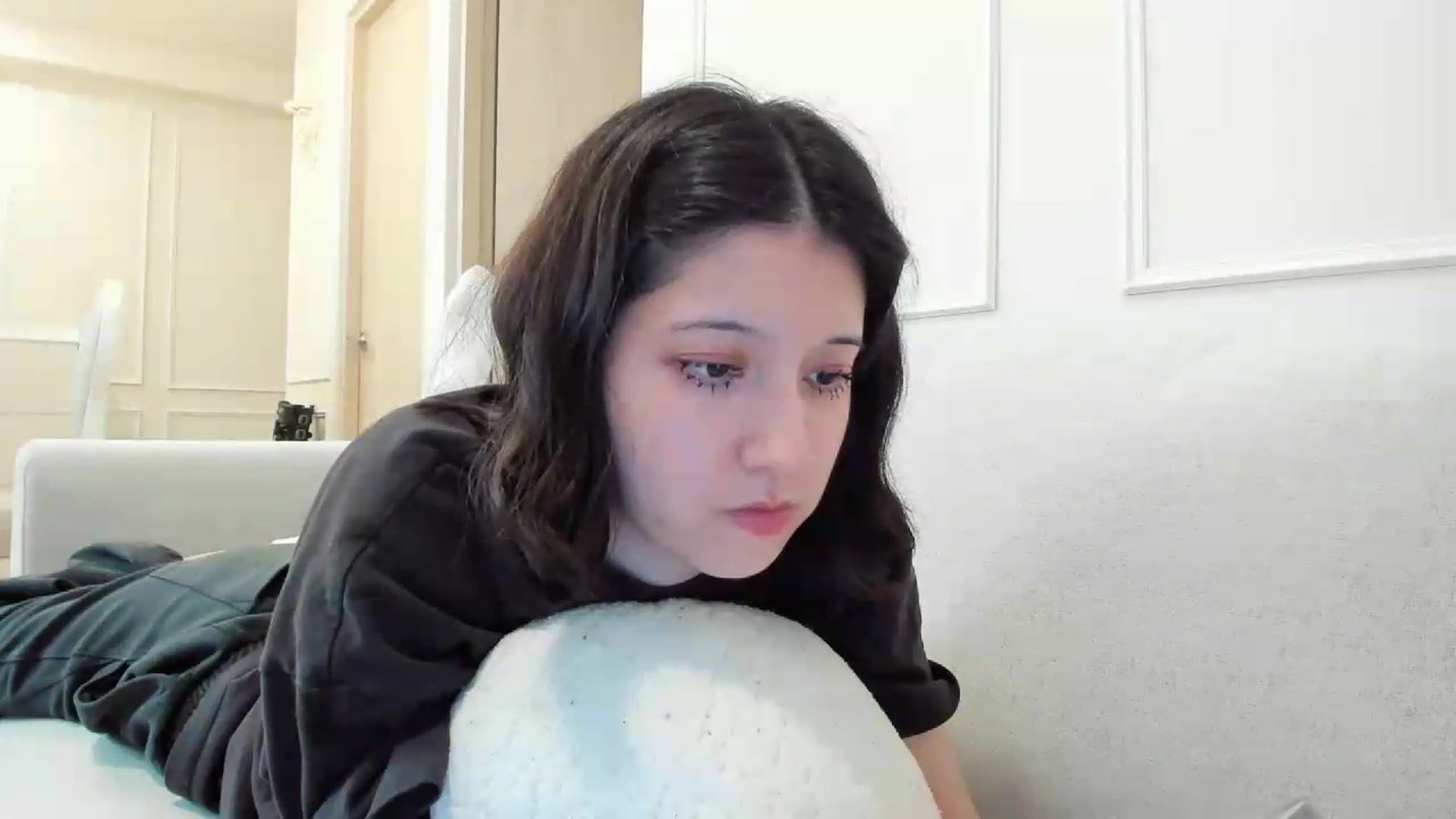 Gallery image thumbnail from Cherrycute666's myfreecams stream on, 08/18/2026, 06:47 image 5 of 20
