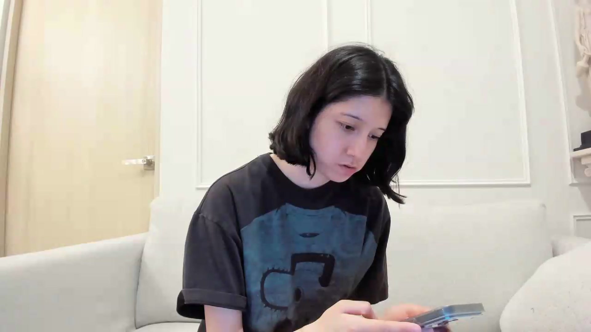 Gallery image thumbnail from Cherrycute666's myfreecams stream on, 08/18/2026, 07:35 image 10 of 20