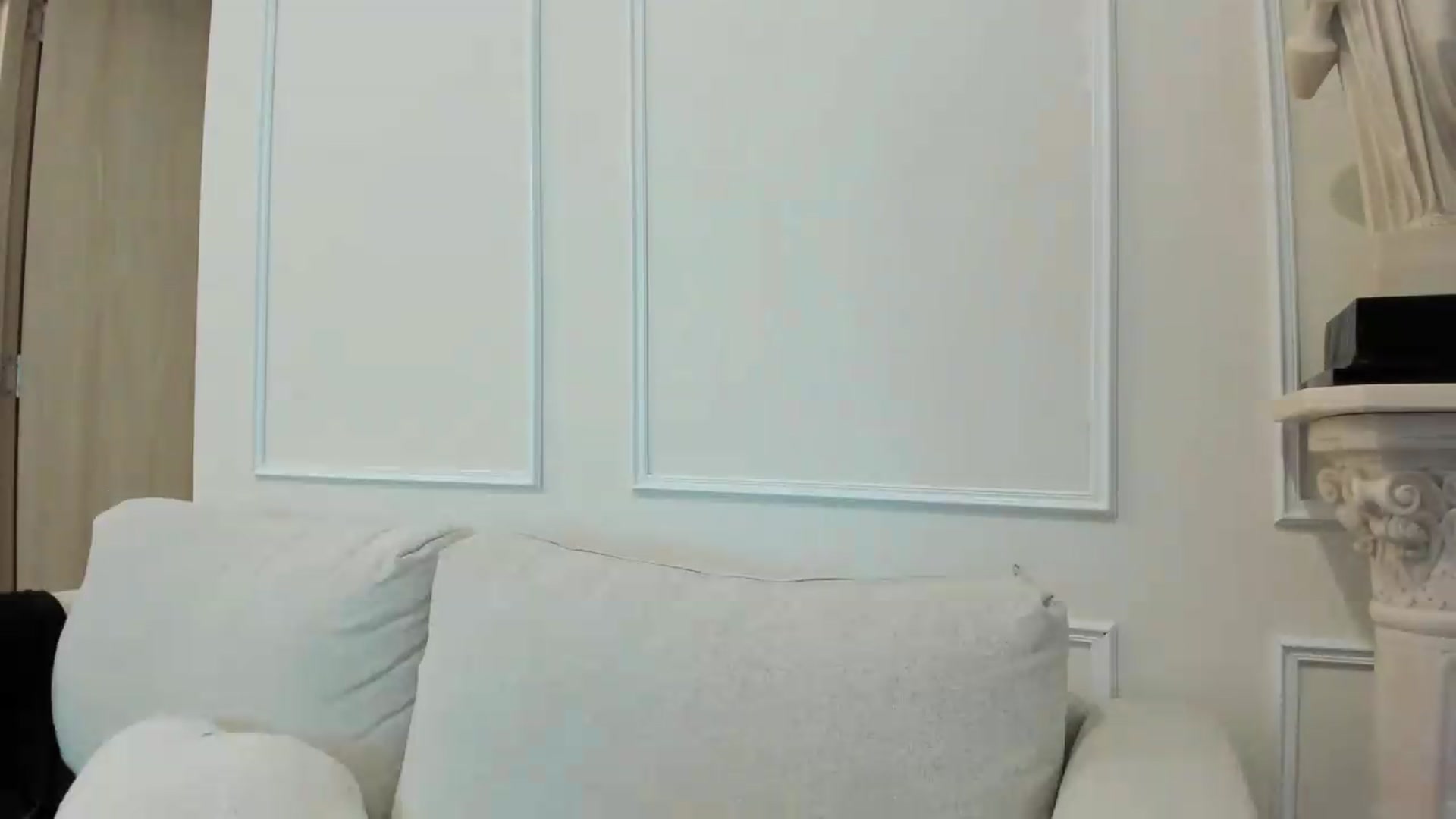 Gallery image thumbnail from Cherrycute666's myfreecams stream on, 08/23/2026, 24:05 image 11 of 20