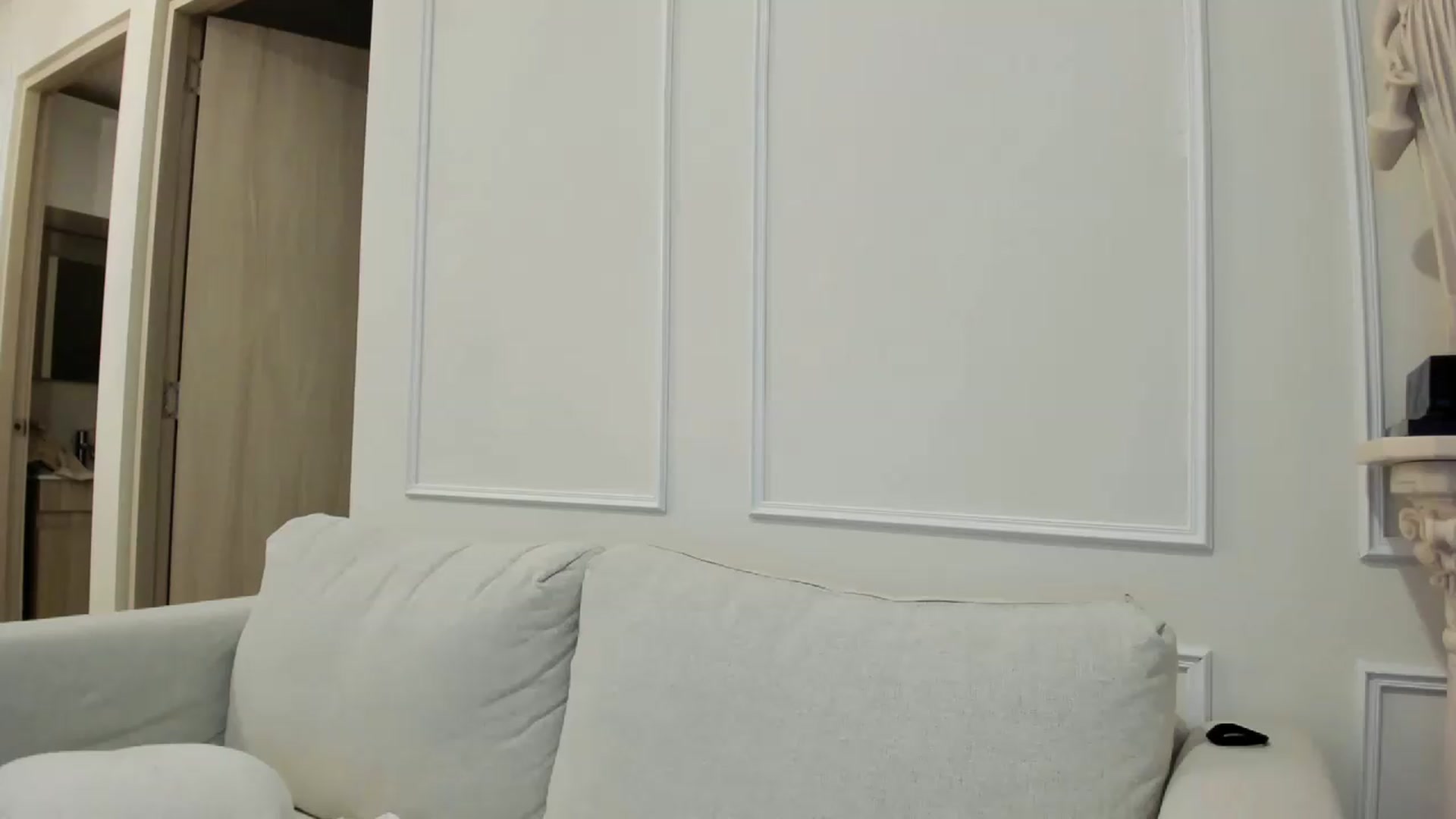 Gallery image thumbnail from Cherrycute666's myfreecams stream on, 08/25/2026, 04:48 image 14 of 20