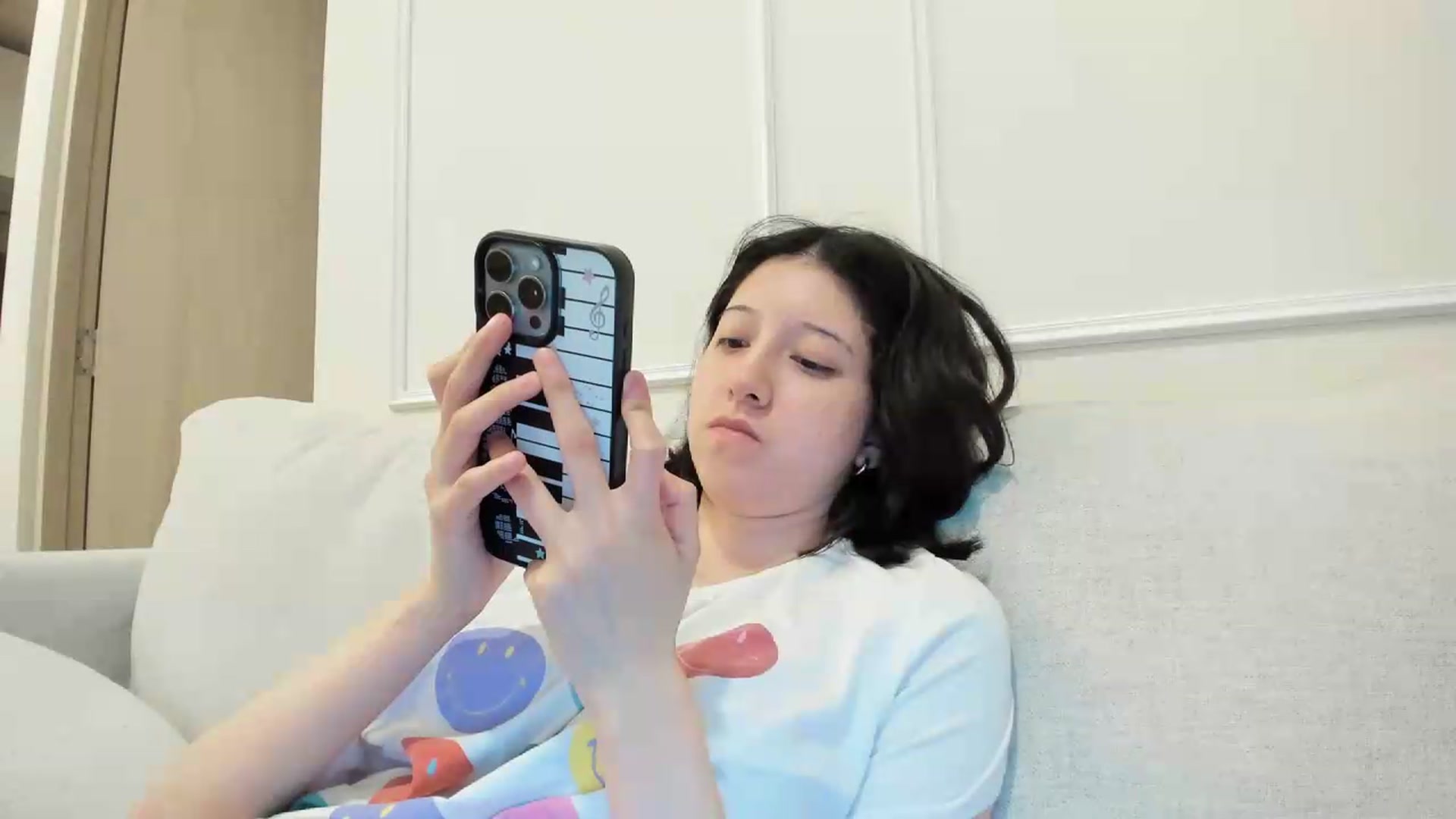 Gallery image thumbnail from Cherrycute666's myfreecams stream on, 08/25/2026, 05:51 image 18 of 20