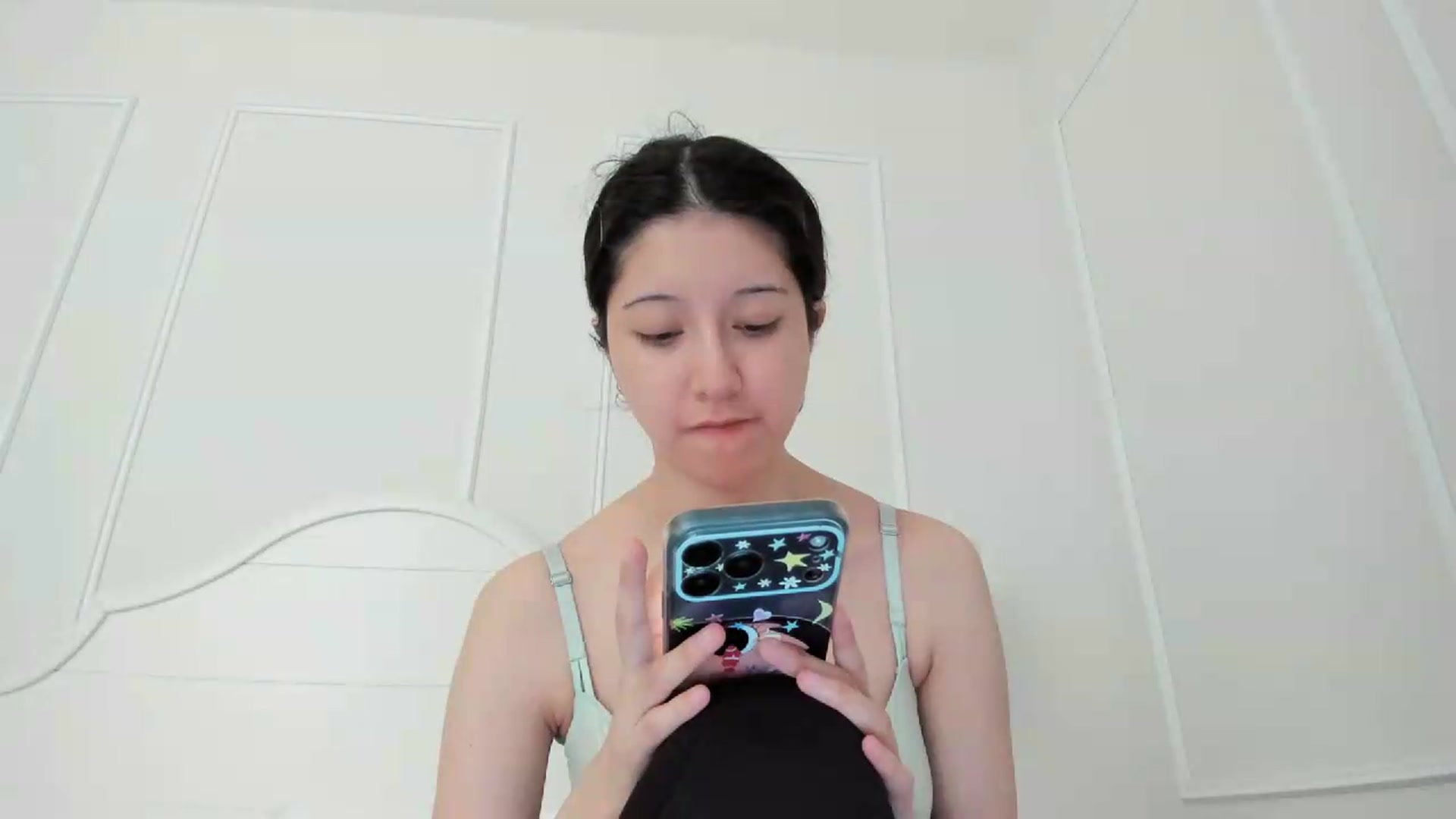 Gallery image thumbnail from Cherrycute666's myfreecams stream on, 08/25/2026, 22:19 image 6 of 20