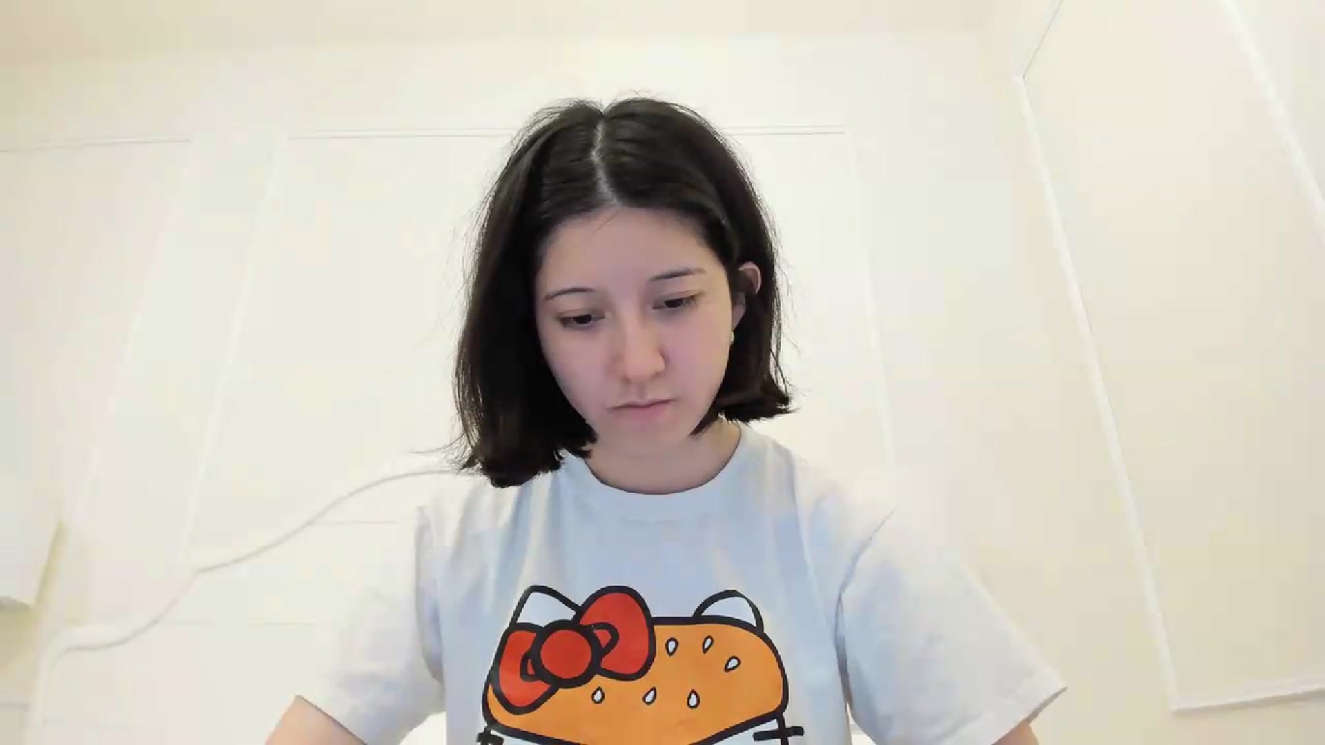 Gallery image thumbnail from Cherrycute666's myfreecams stream on, 08/26/2026, 05:38 image 10 of 20