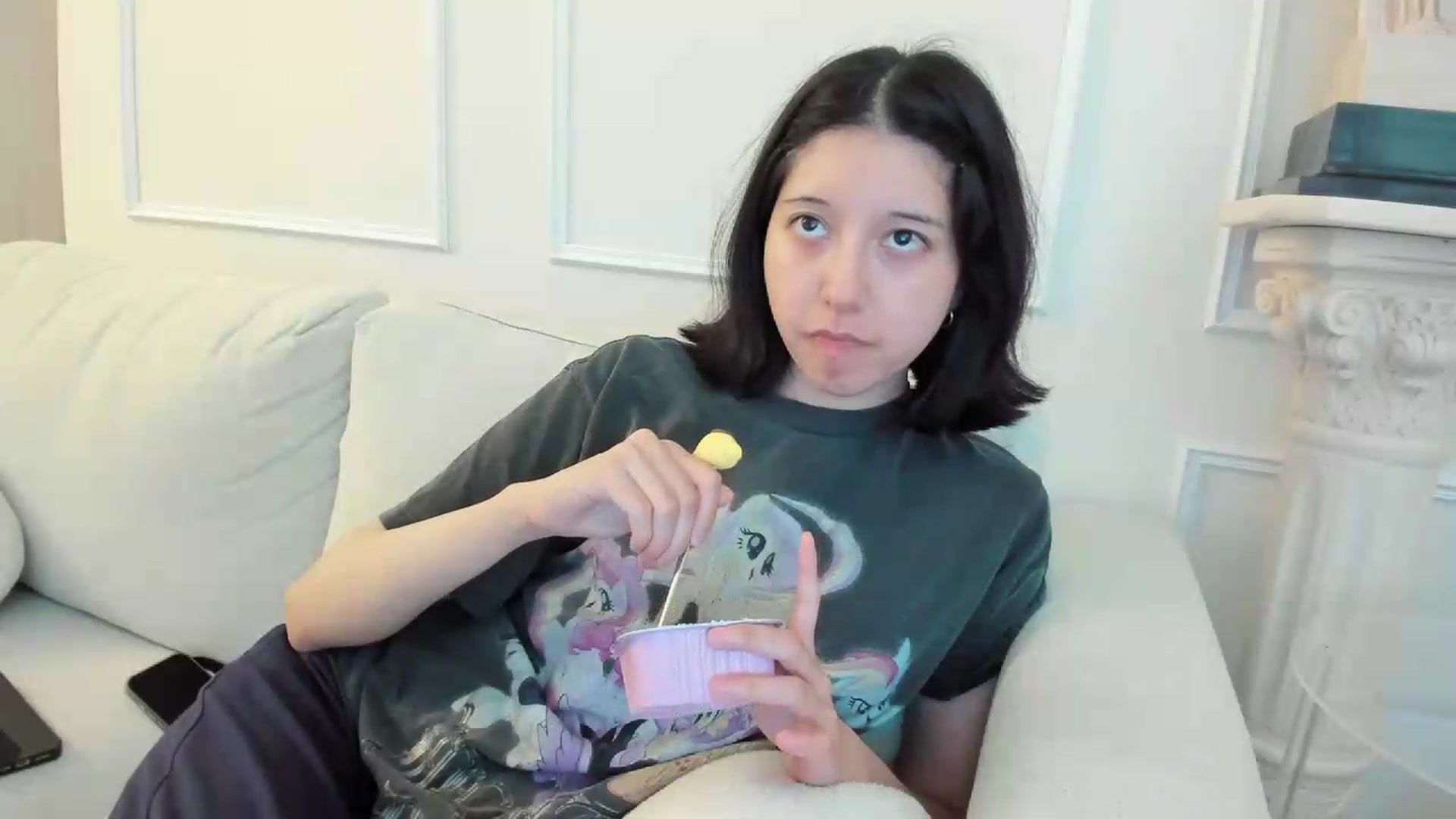 Gallery image thumbnail from Cherrycute666's myfreecams stream on, 09/13/2026, 23:09 image 8 of 20