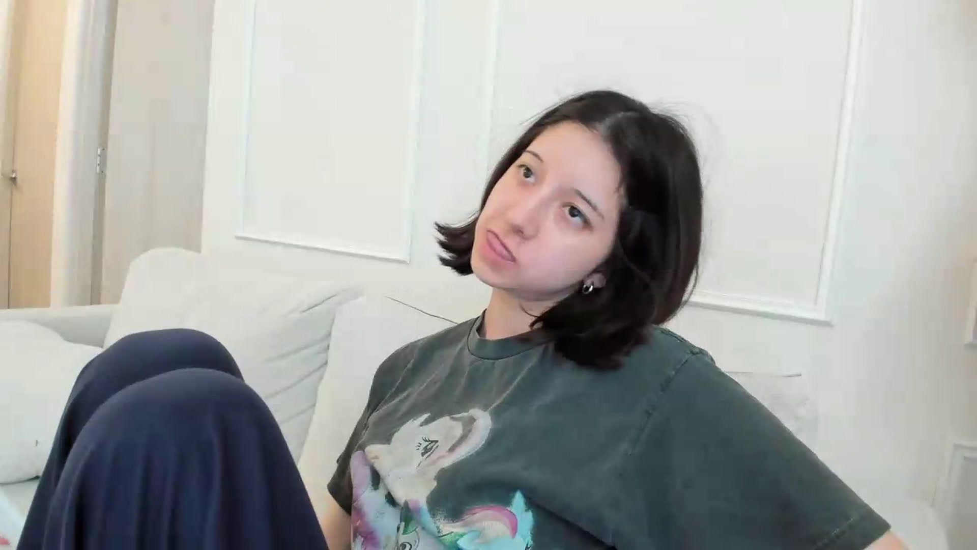 Gallery image thumbnail from Cherrycute666's myfreecams stream on, 09/13/2026, 23:09 image 4 of 20