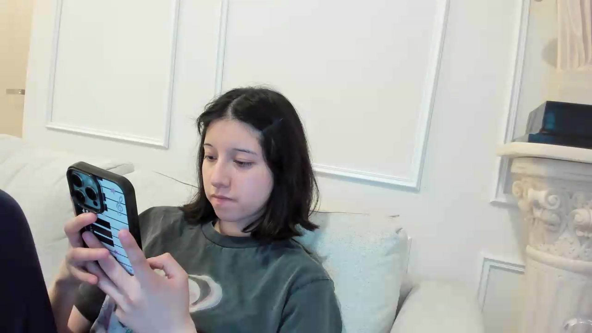 Gallery image thumbnail from Cherrycute666's myfreecams stream on, 09/14/2026, 24:53 image 5 of 20
