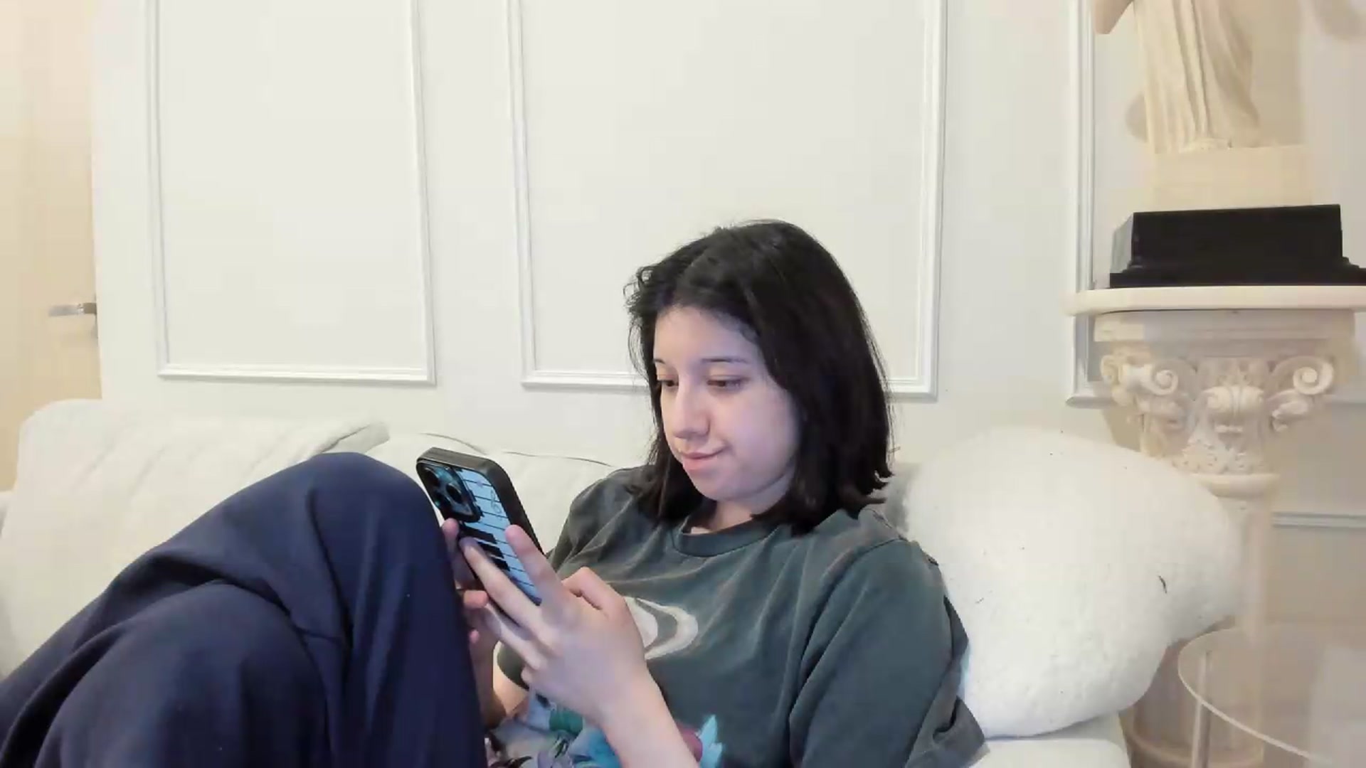 Gallery image thumbnail from Cherrycute666's myfreecams stream on, 09/14/2026, 08:08 image 3 of 20