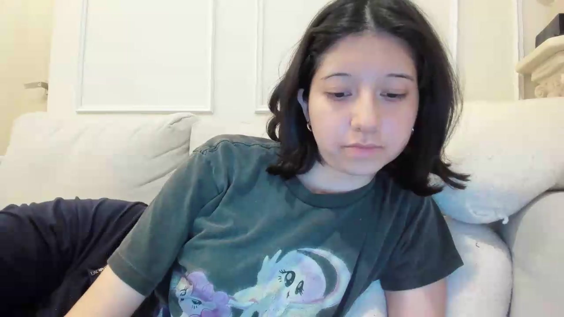 Gallery image thumbnail from Cherrycute666's myfreecams stream on, 09/14/2026, 08:08 image 17 of 20