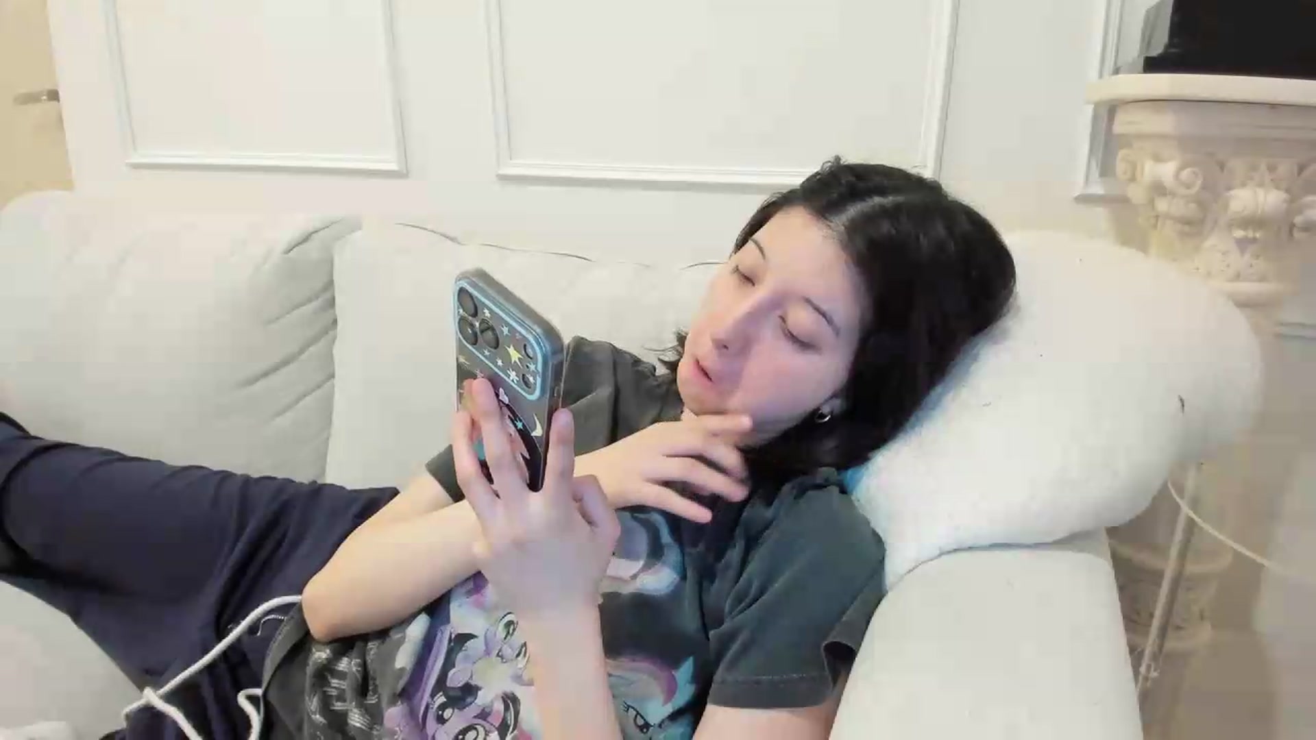 Gallery image thumbnail from Cherrycute666's myfreecams stream on, 09/14/2026, 08:08 image 4 of 20