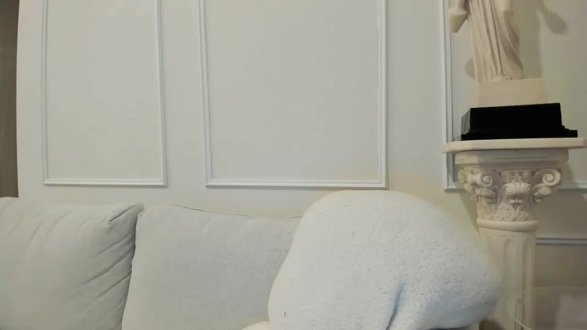 Gallery image thumbnail from Cherrycute666's myfreecams stream on, 09/17/2026, 01:38 image 1 of 20
