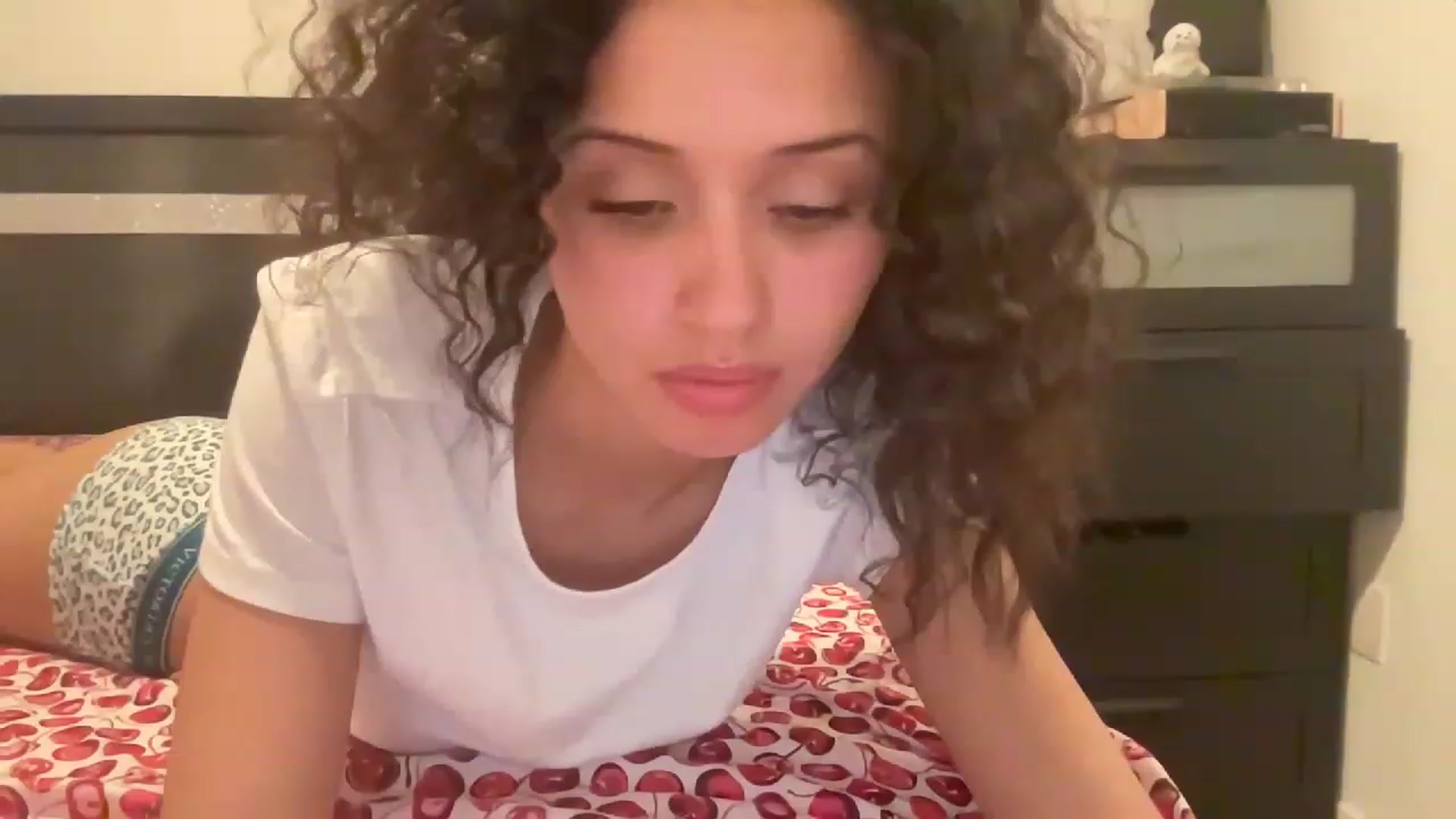 Gallery image thumbnail from Cherrylolaa's myfreecams stream on, 12/15/2022, 07:22 image 3 of 20