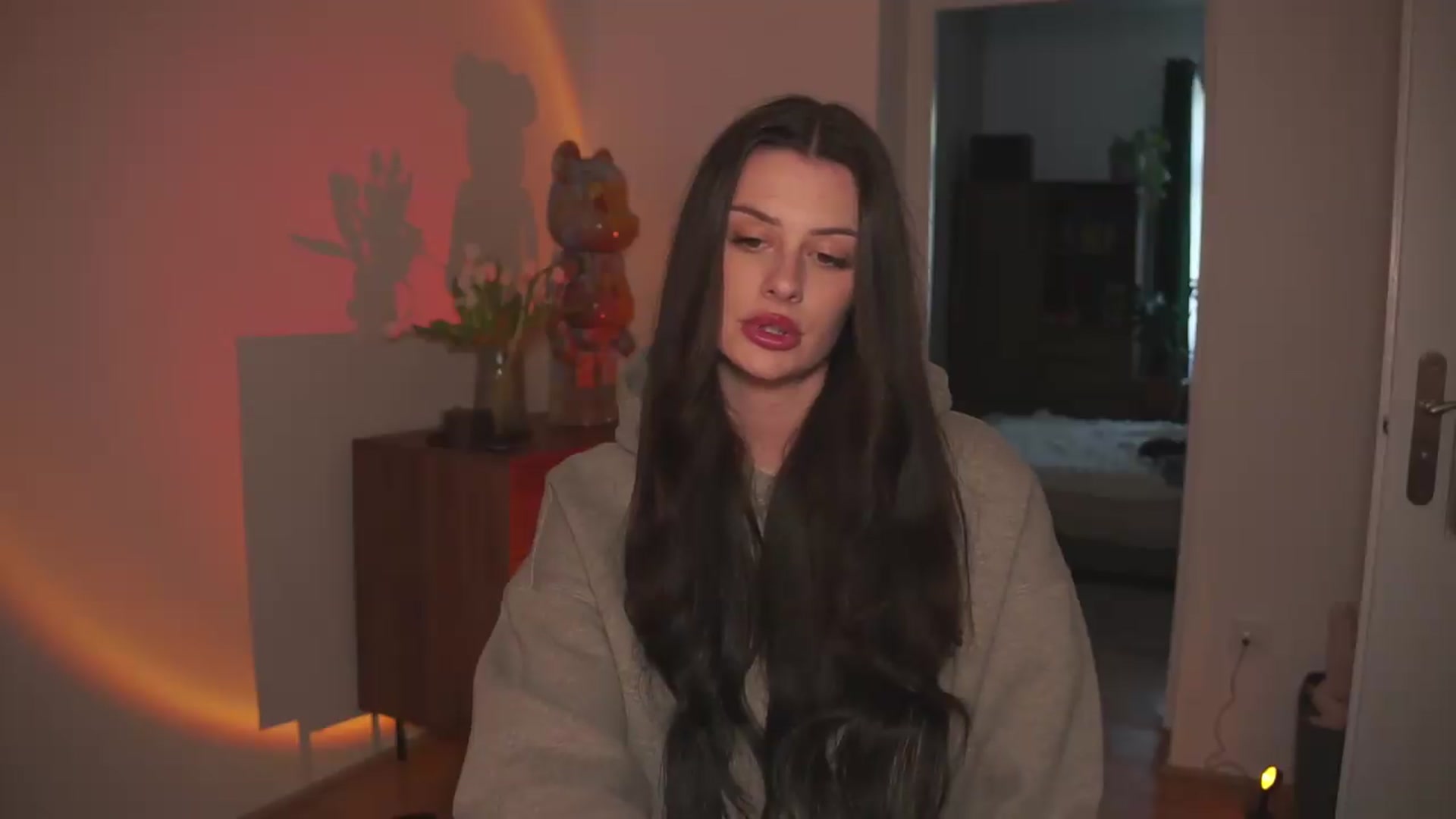 Gallery image thumbnail from Cherryontop's myfreecams stream on, 05/18/2026, 16:21 image 17 of 20