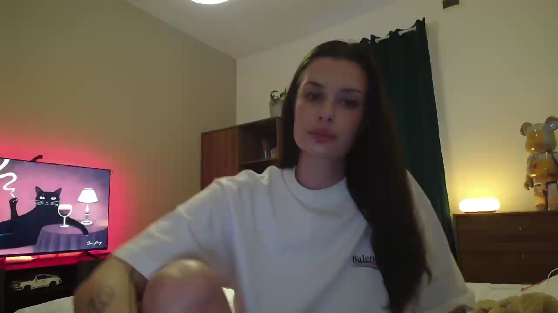 Gallery image thumbnail from Cherryontop's myfreecams stream on, 06/25/2026, 19:25 image 1 of 20