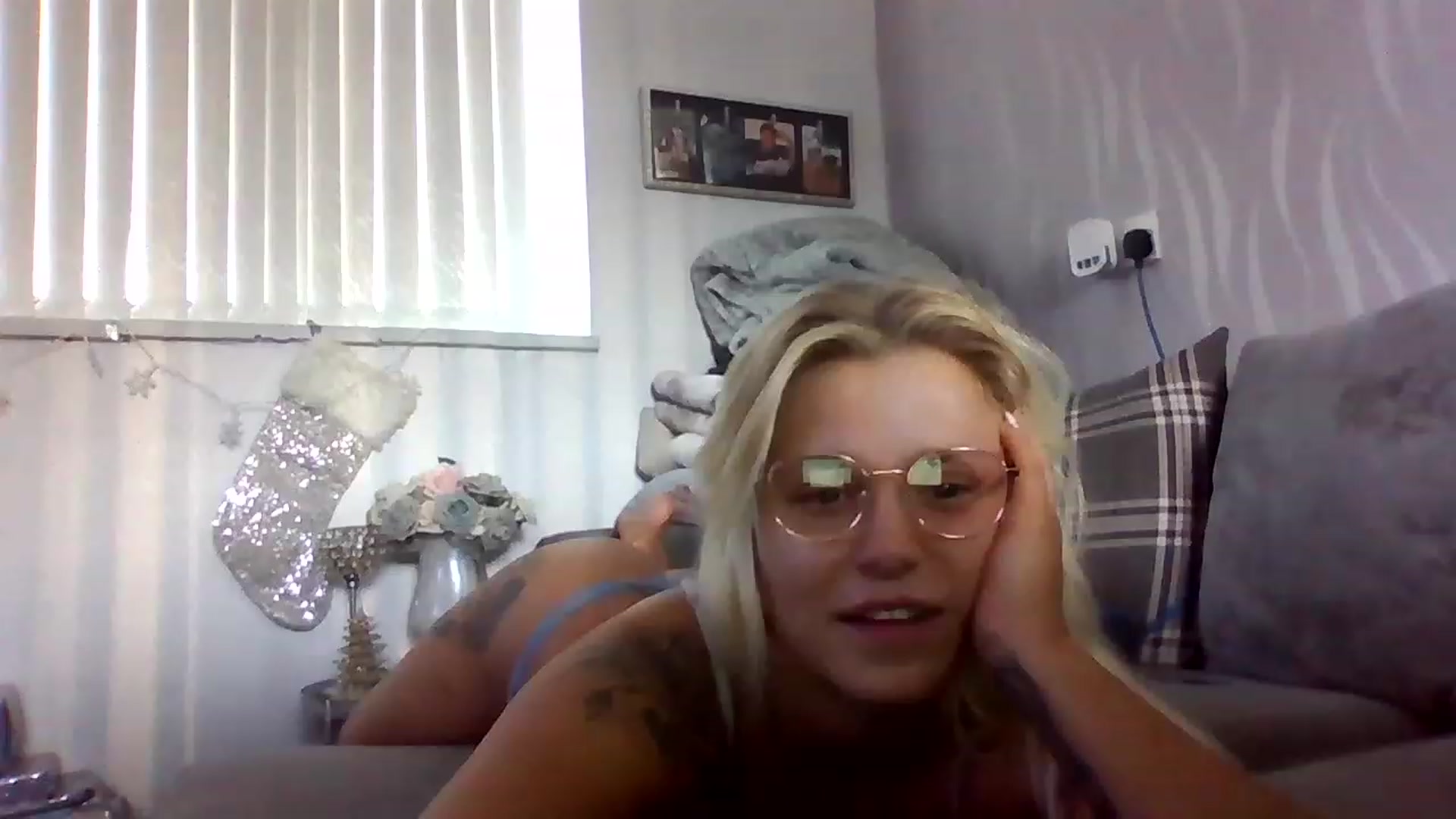 Gallery image thumbnail from Cherryontop99's myfreecams stream on, 11/23/2022, 12:13 image 15 of 20