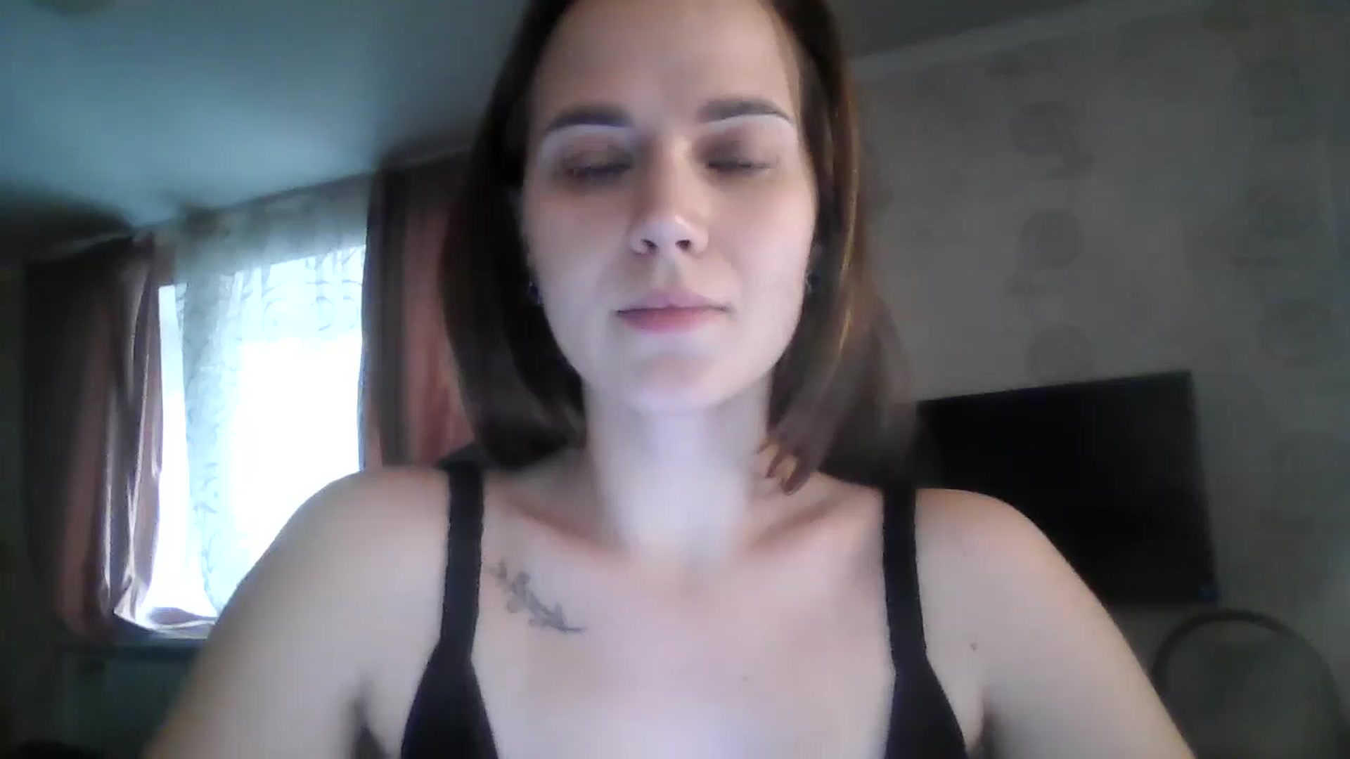 Gallery image thumbnail from CherryyQ's myfreecams stream on, 08/29/2025, 14:21 image 5 of 20