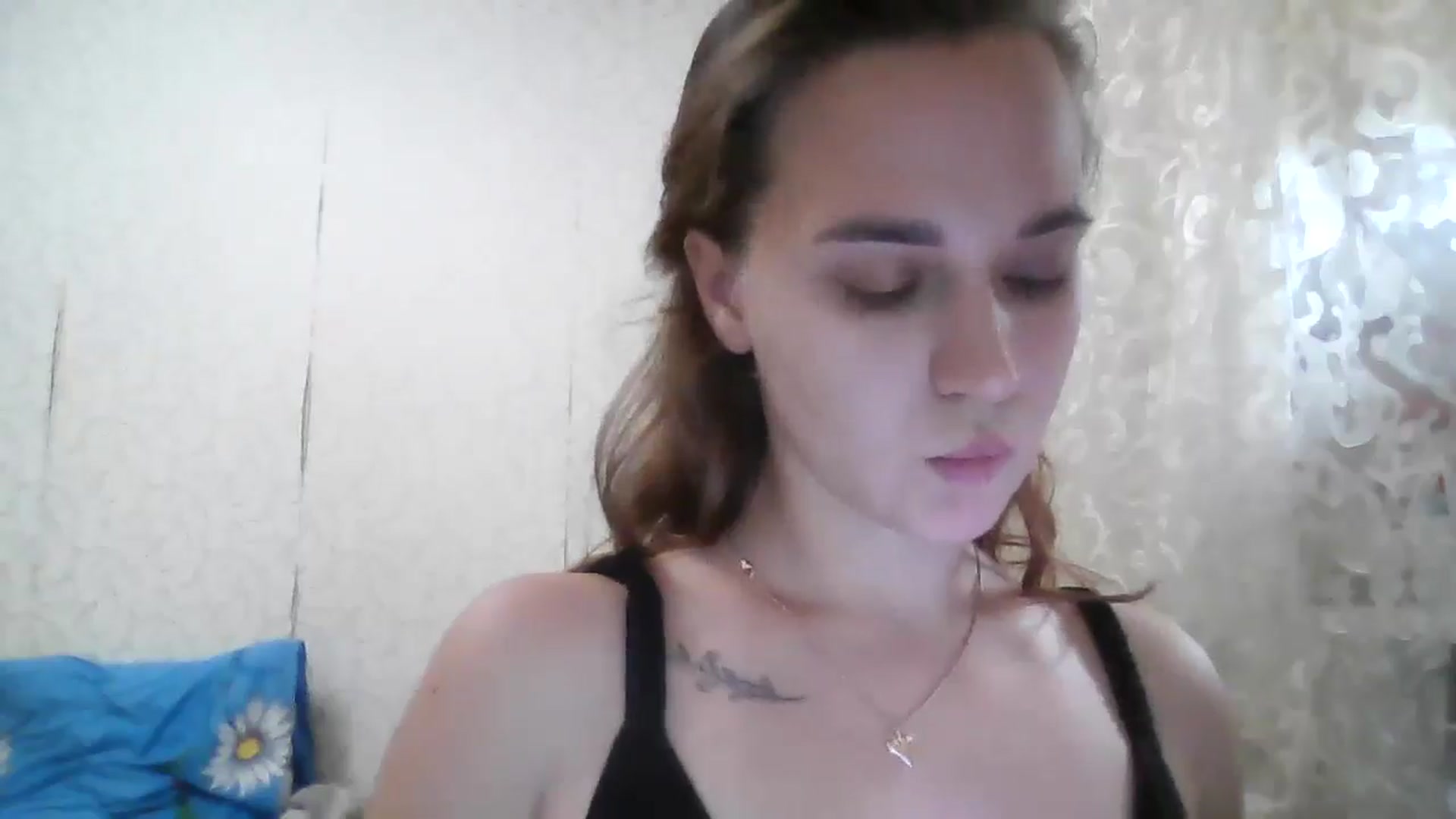 Gallery image thumbnail from CherryyQ's myfreecams stream on, 08/30/2025, 13:26 image 12 of 20