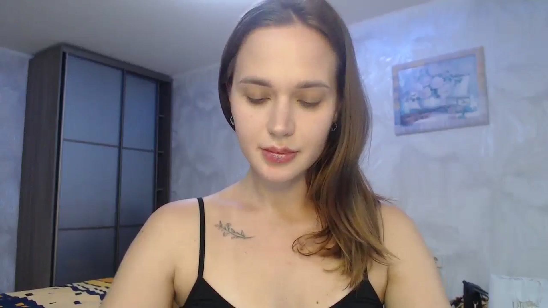 Gallery image thumbnail from CherryyQ's myfreecams stream on, 08/31/2025, 15:59 image 17 of 20