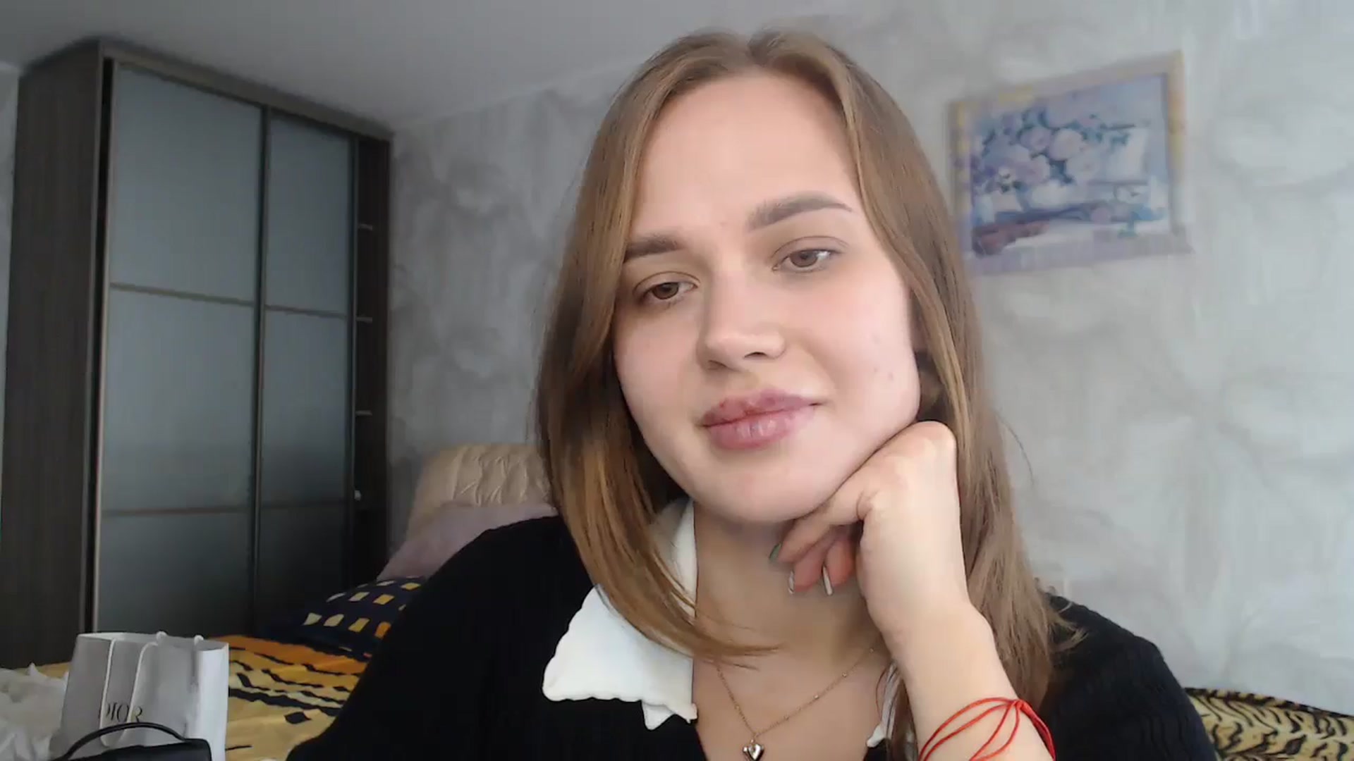Gallery image thumbnail from CherryyQ's myfreecams stream on, 09/01/2025, 13:22 image 5 of 20